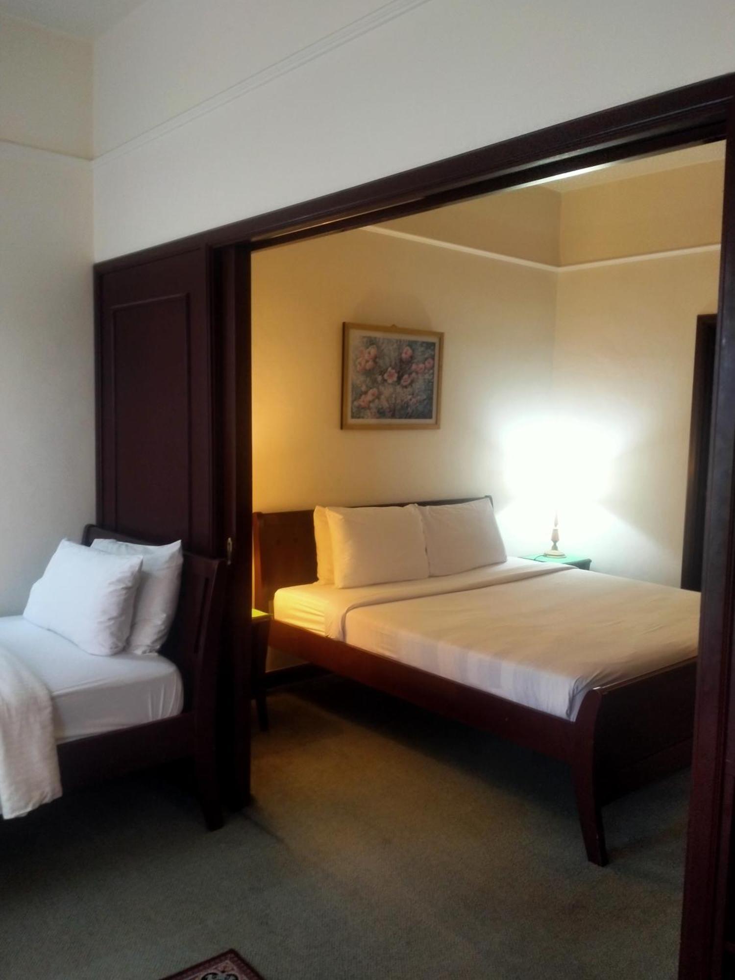 Apartemen Plaza Service Times Square