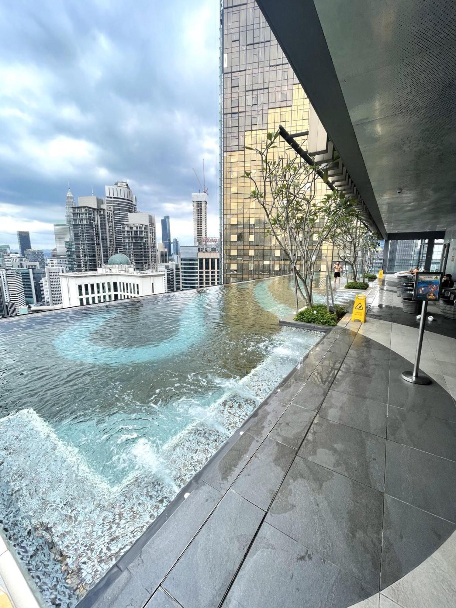 The Axon By Rainbow Touch * Kuala Lumpur