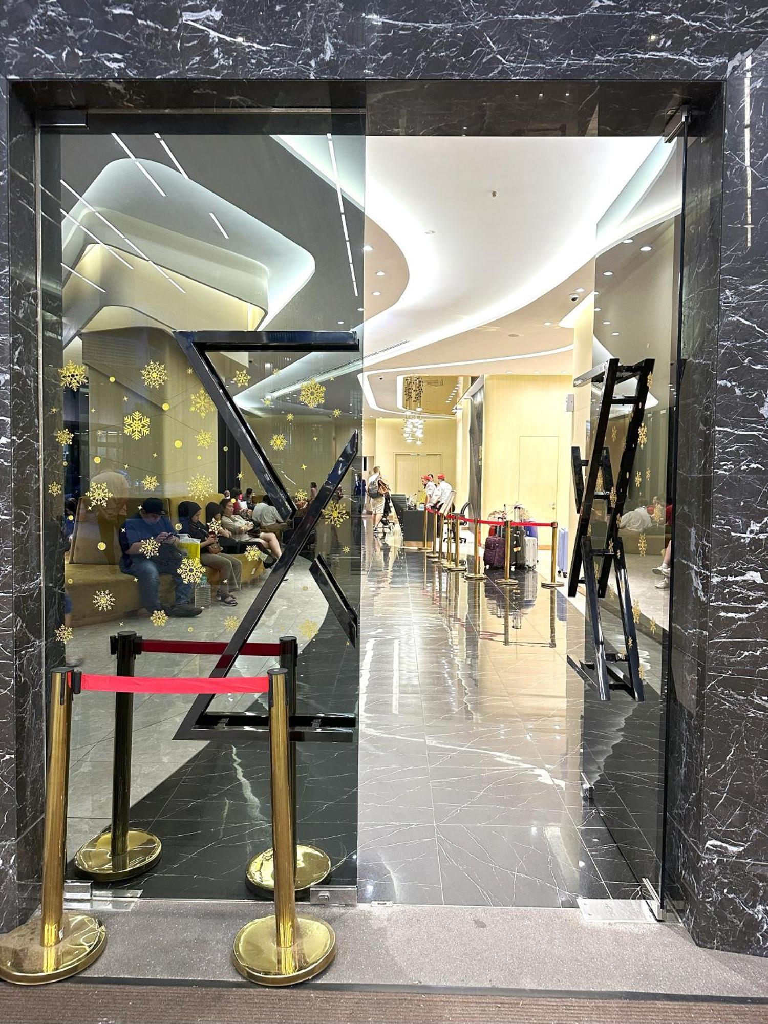 The Axon By Rainbow Touch Apartment *