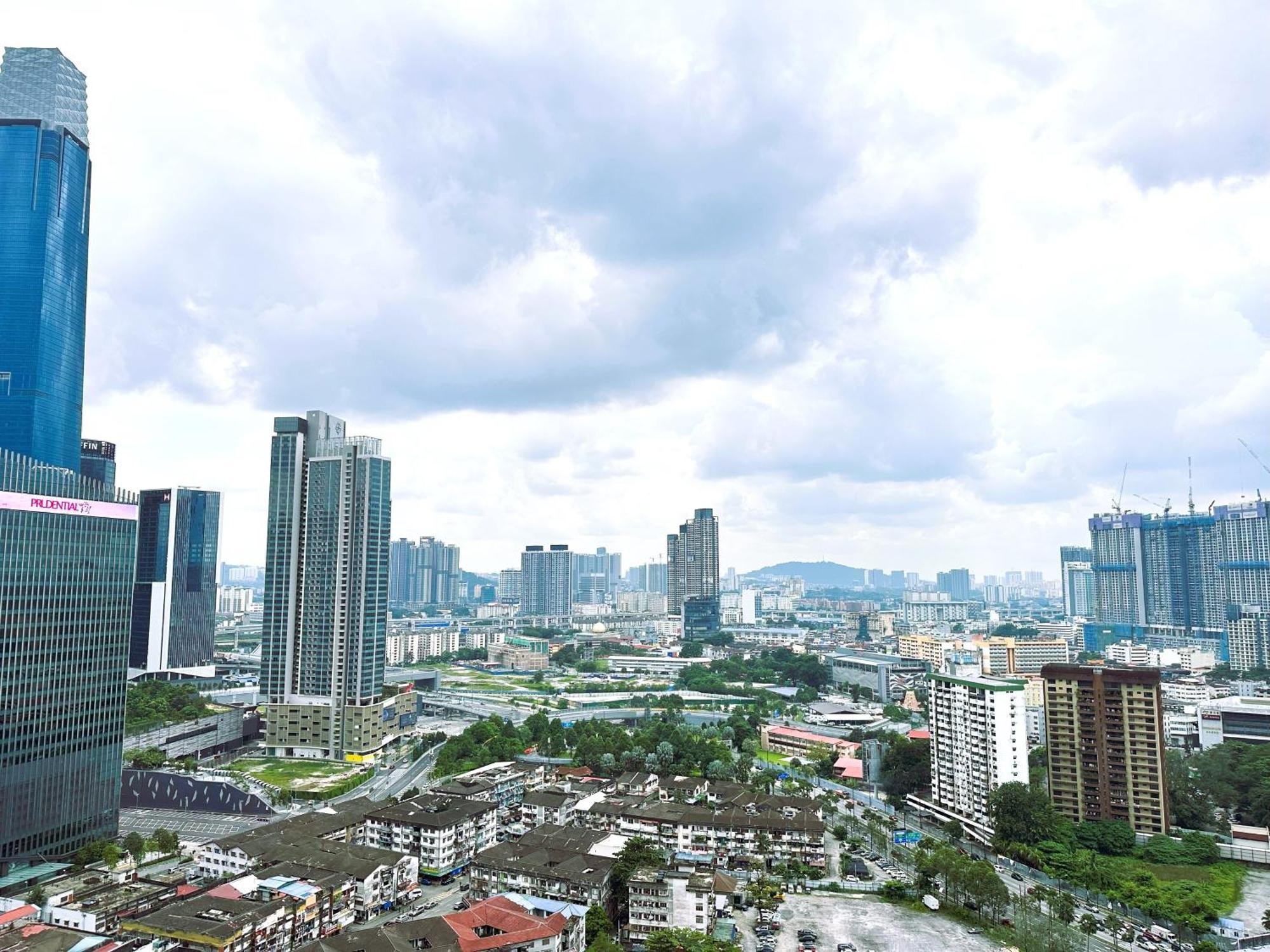 The Axon By Rainbow Touch * Kuala Lumpur