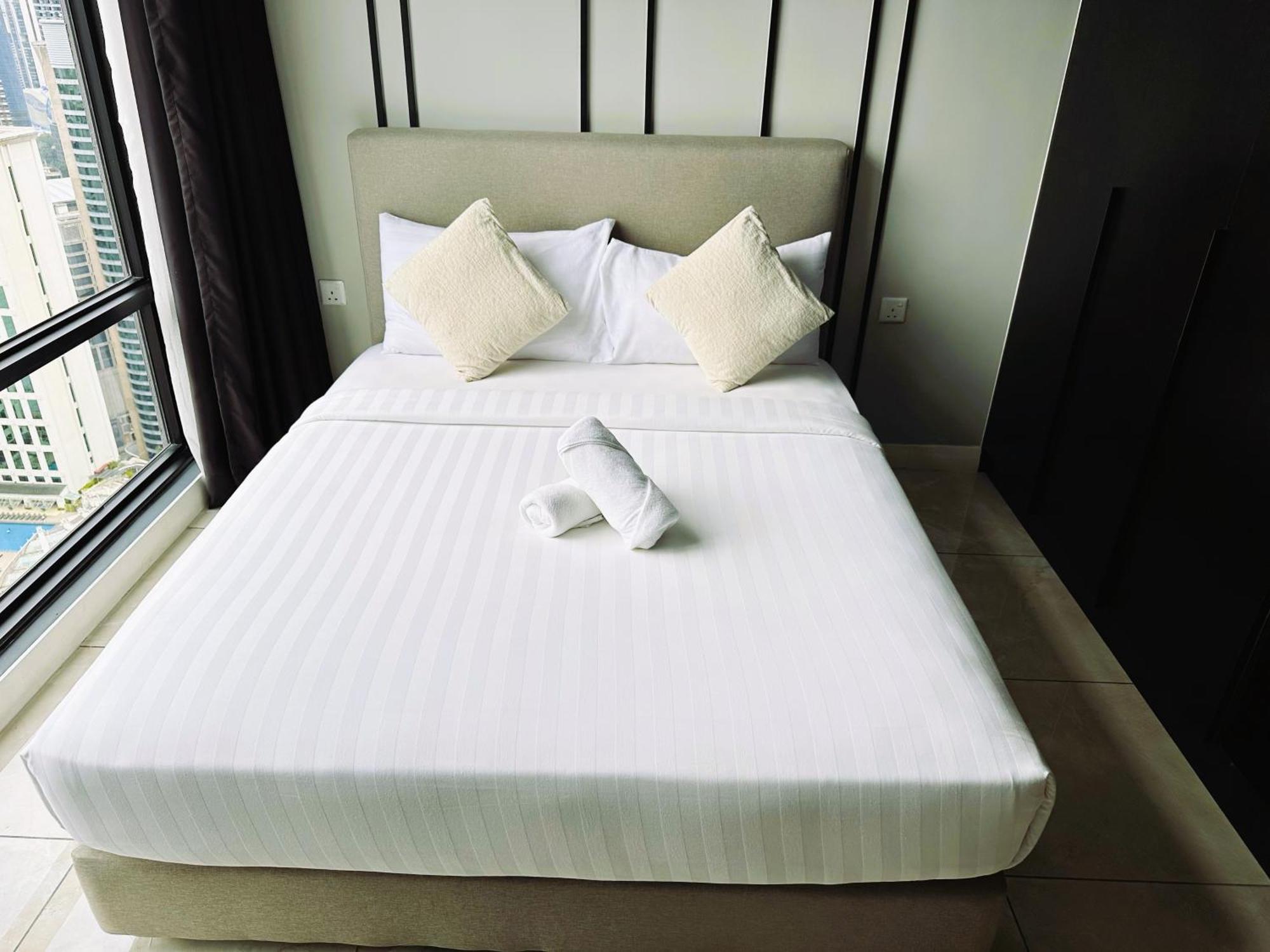 The Axon By Rainbow Touch Apartment *