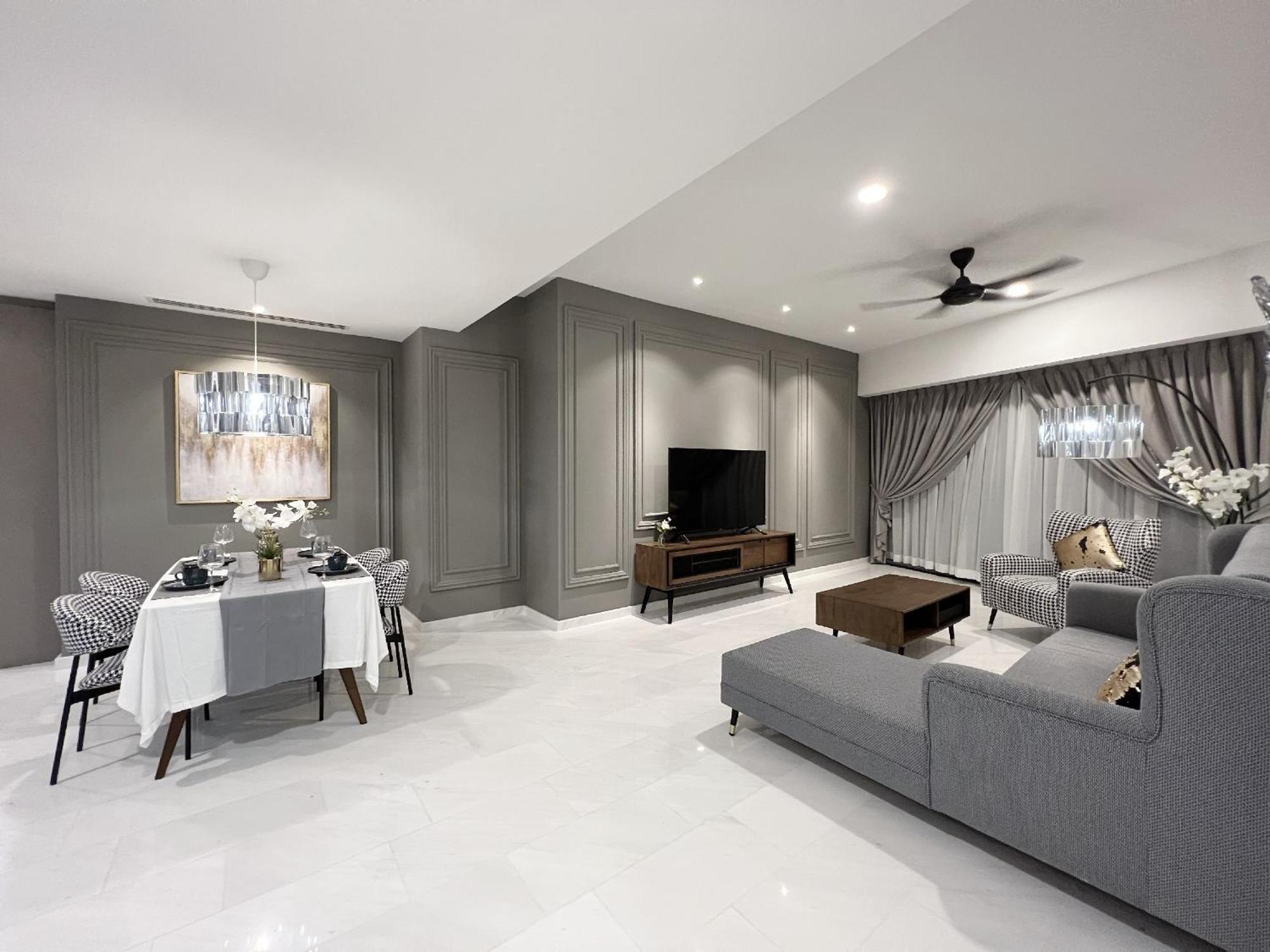 The Eaton Residences By Times 8 Apartemen
