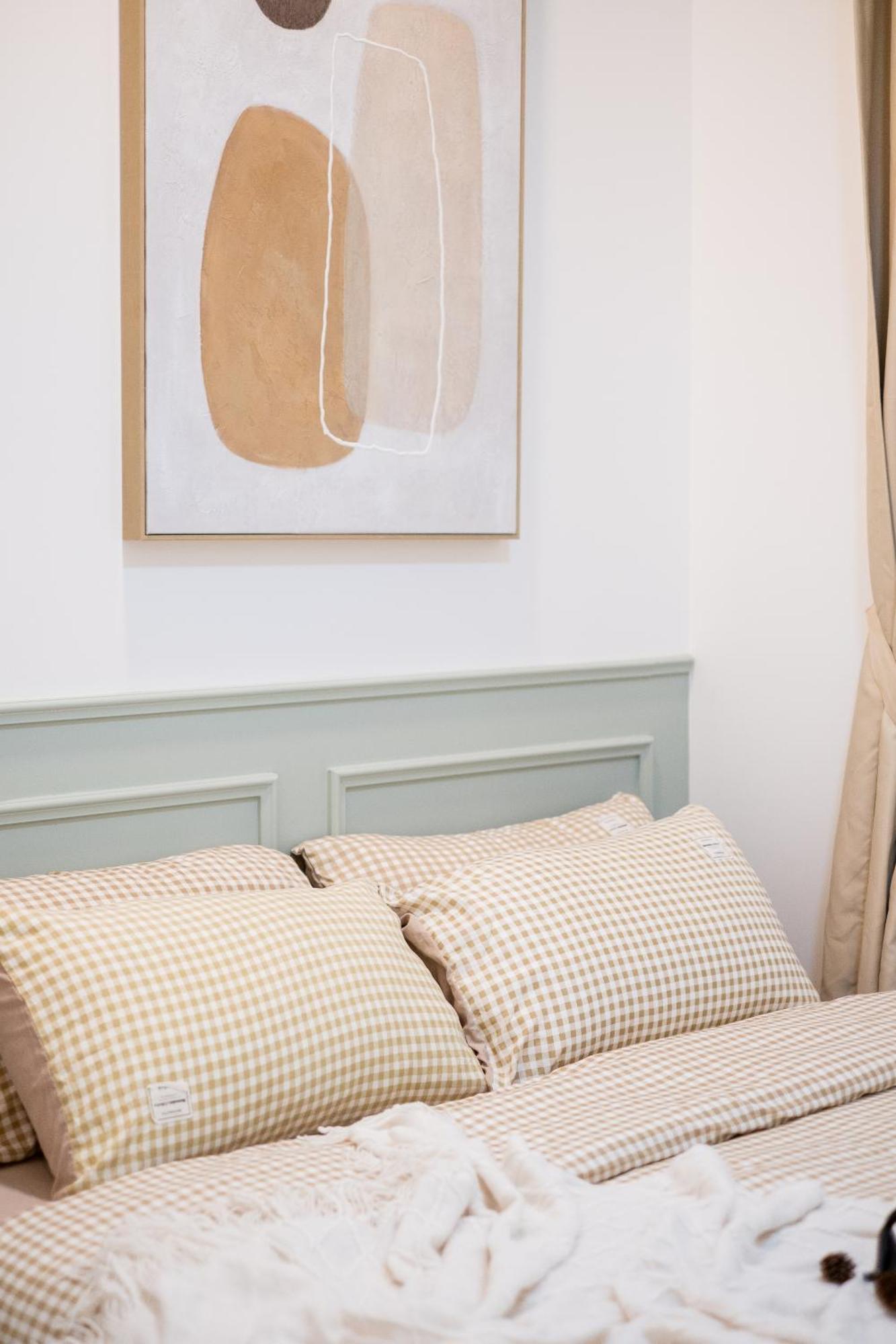 Kids Friendly At Riana Dutamas Apartment