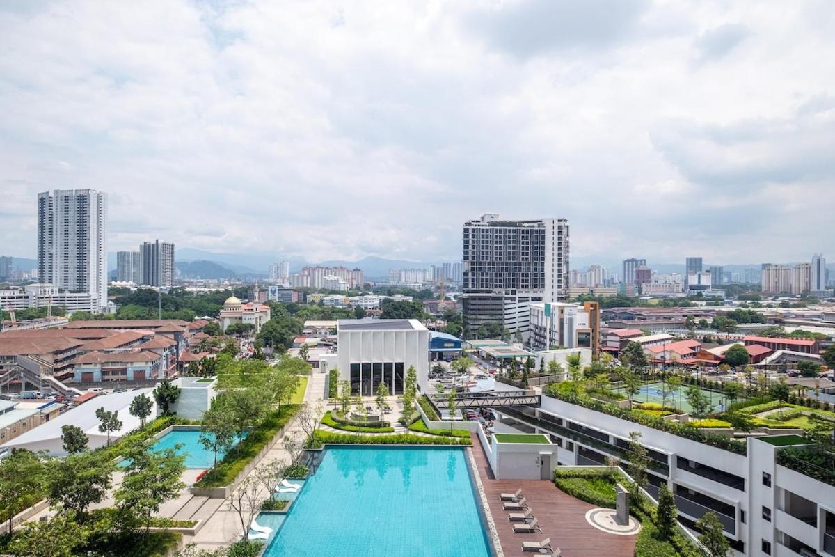 Apartment Kids Friendly At Riana Dutamas