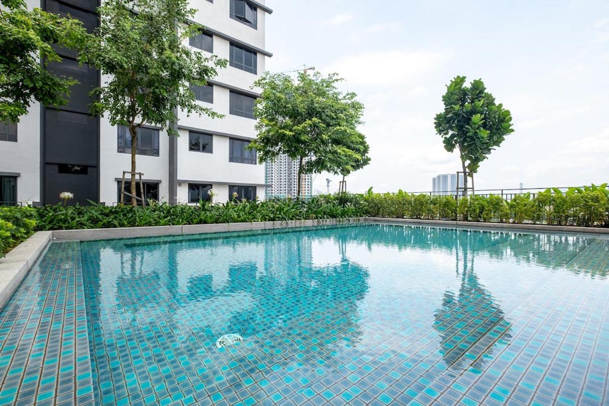 Kids Friendly At Riana Dutamas Apartment
