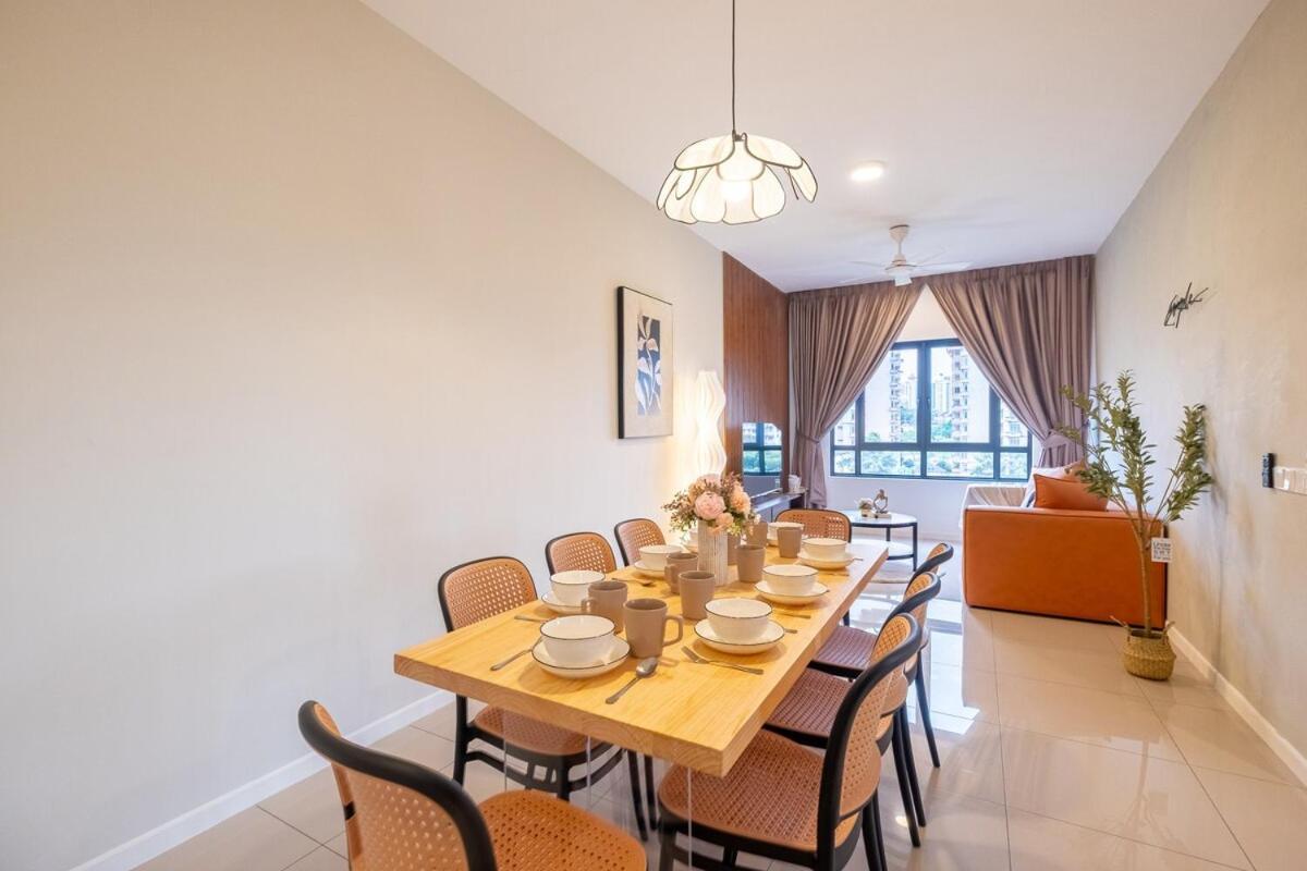 Apartment Kids Friendly At Riana Dutamas Kuala Lumpur