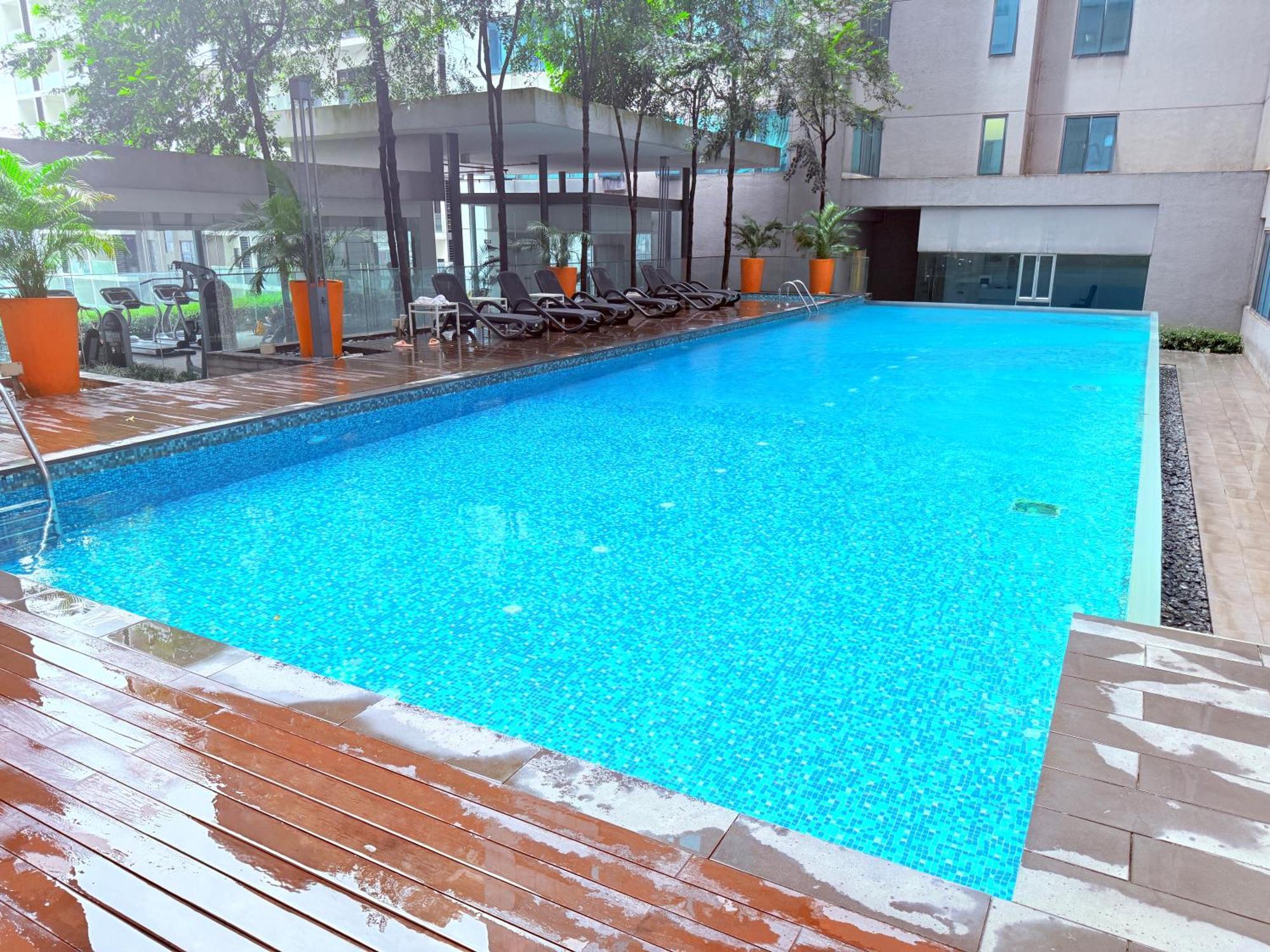 Summer Klcc By Lux Apartamento *