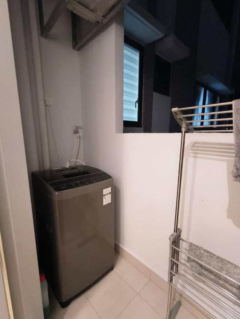 Apartment M Vertica Cozy 4r2b Near Sunway Velocity