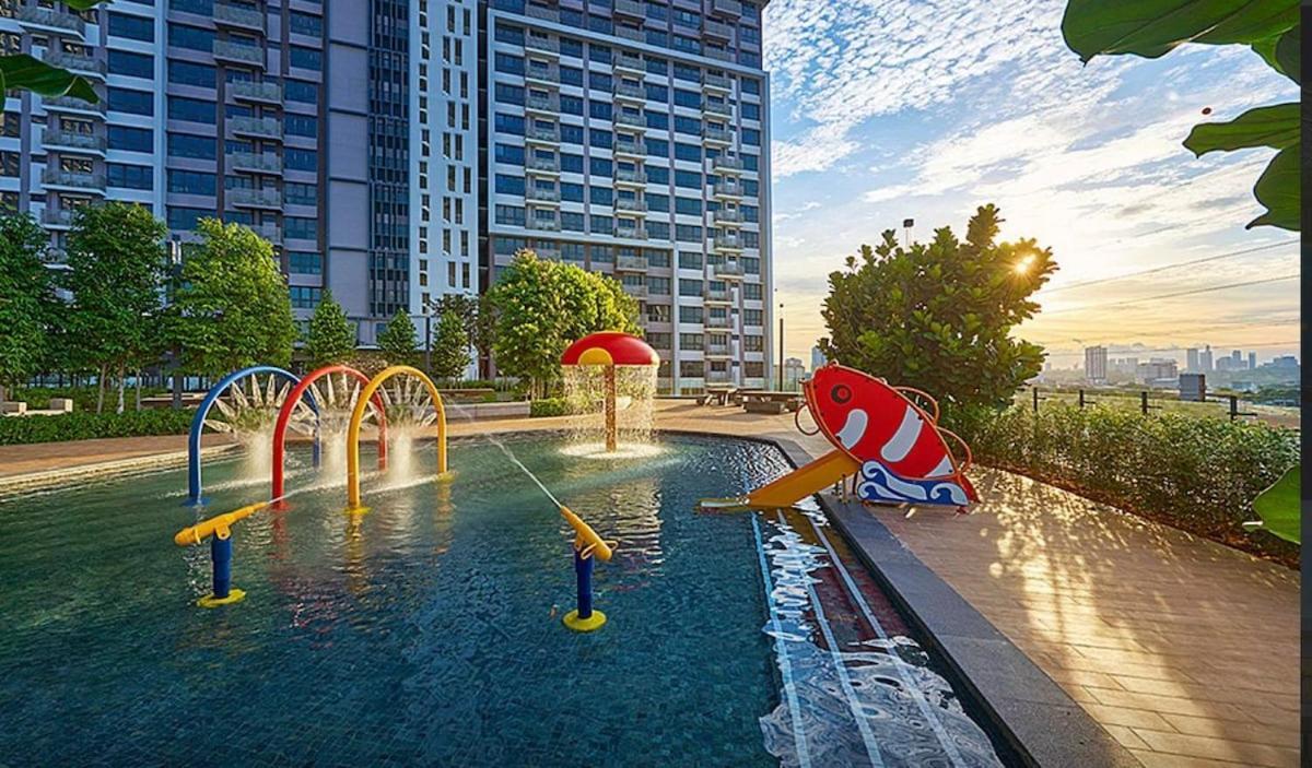 M Vertica Cozy 4r2b Near Sunway Velocity * Kuala Lumpur