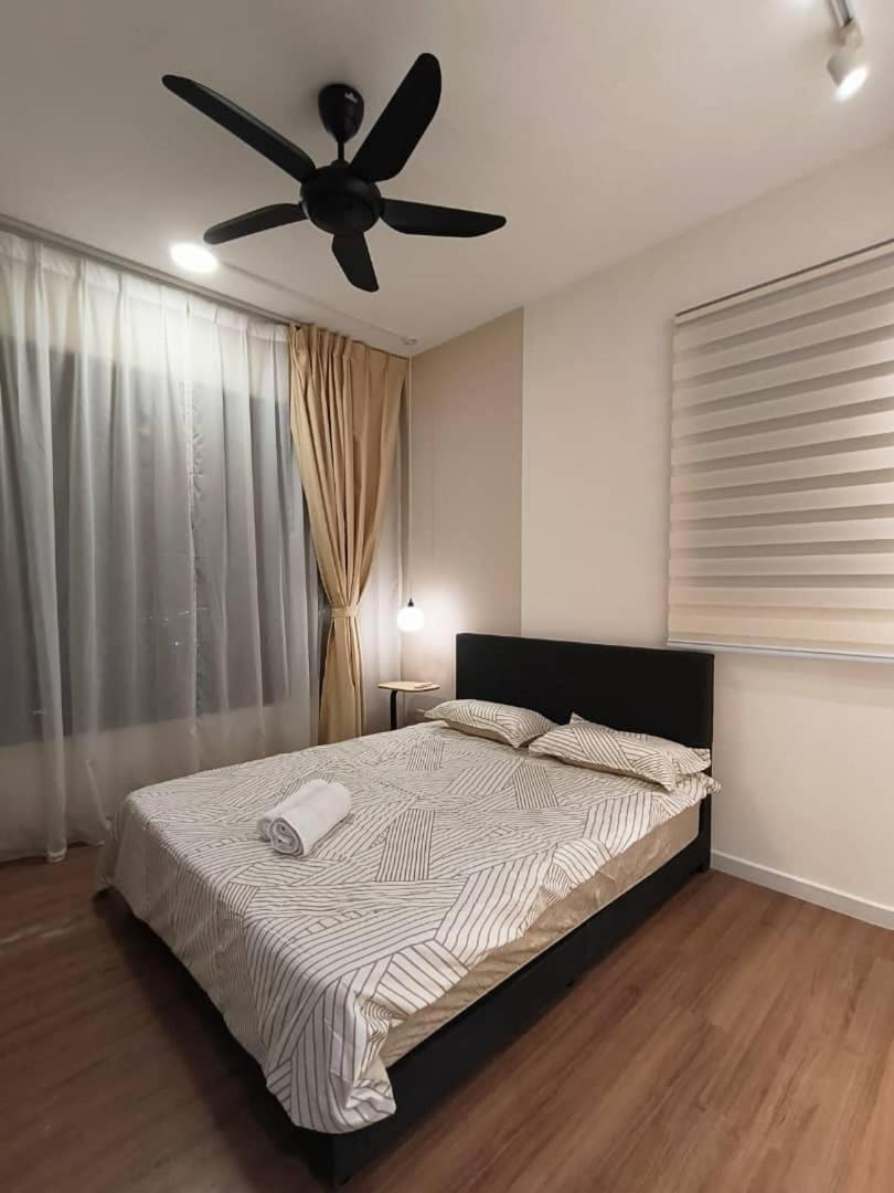 M Vertica Cozy 4r2b Near Sunway Velocity * Kuala Lumpur