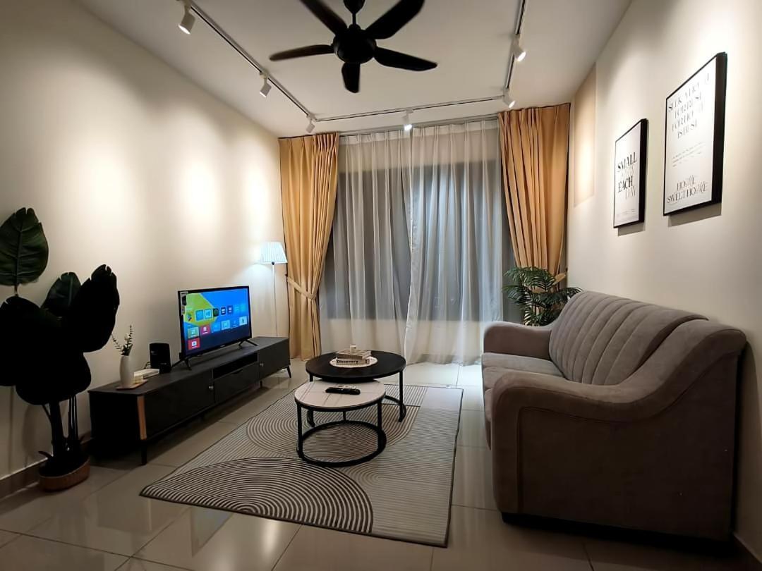 Apartment M Vertica Cozy 4r2b Near Sunway Velocity Kuala Lumpur