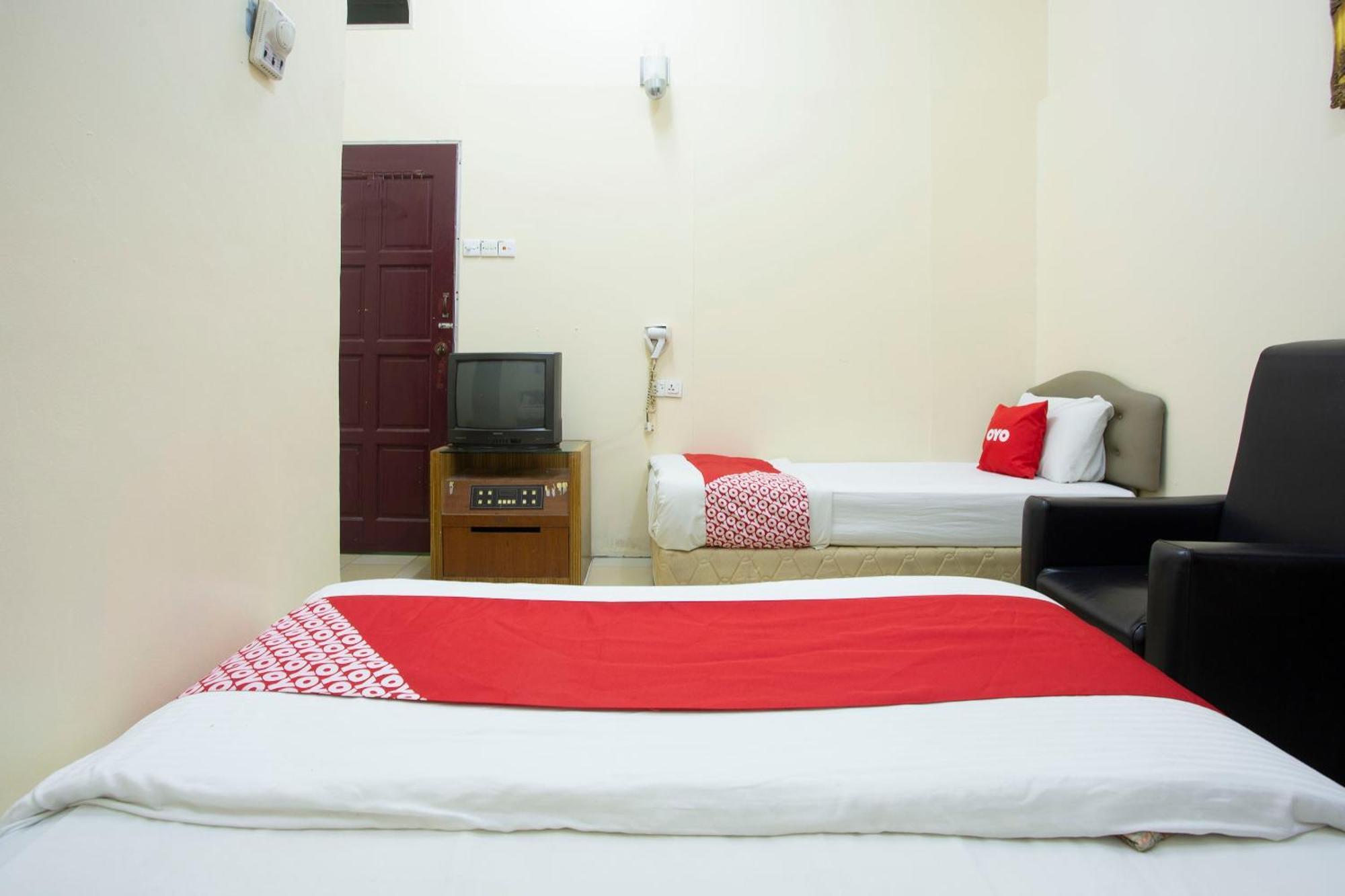 Spot On 90137 Casavilla Pudu Hotel