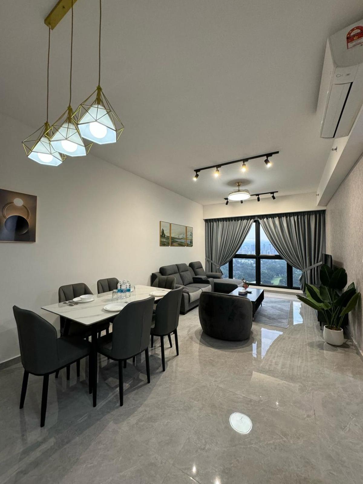 Agile Luxury Malaysia Pangsapuri