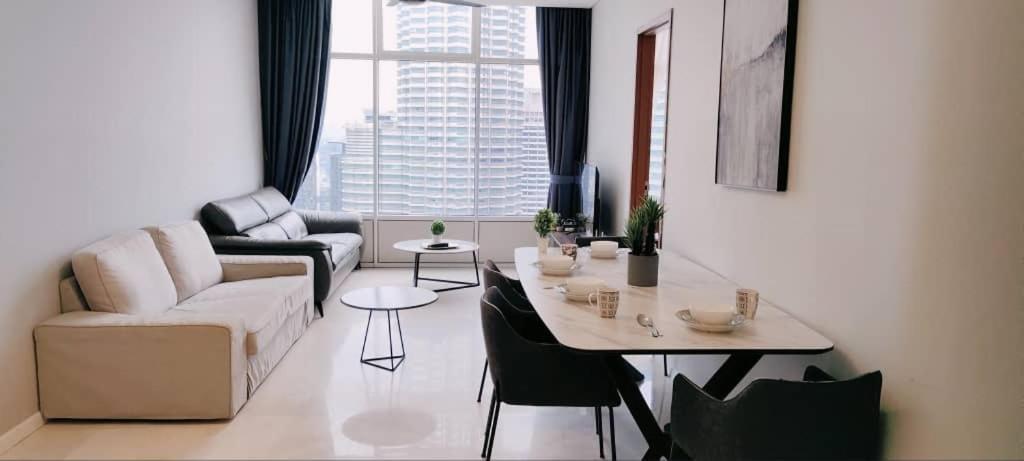 Apartment Sky Klcc By Luxury