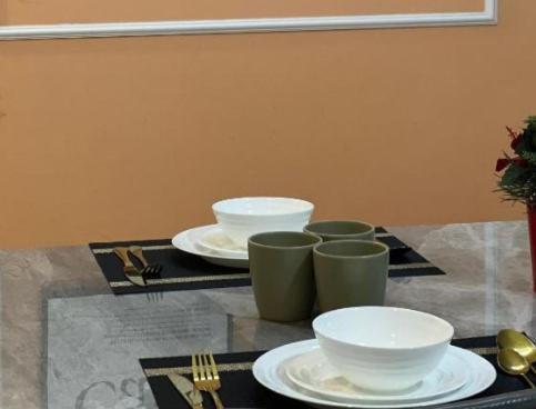 The Wadies 2br 5pax Reizz Residences With Balcony And View Jalan Ampang *
