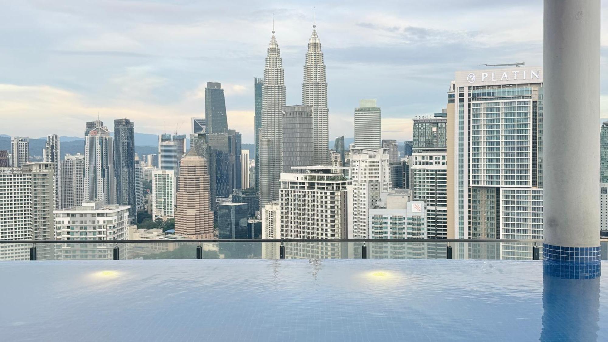 Colony Service * Kuala Lumpur