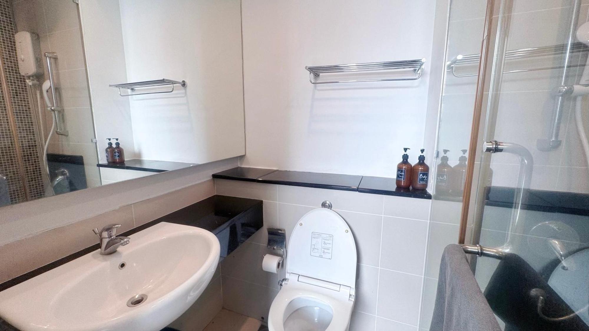 Apartment Swiss Garden Residences Bukit Bintang By Urbanscape
