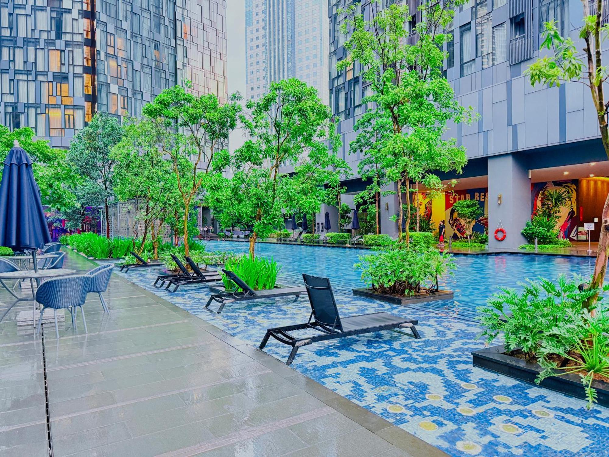 Rooftop Pool Klcc Star Residence Kuala Lumpur