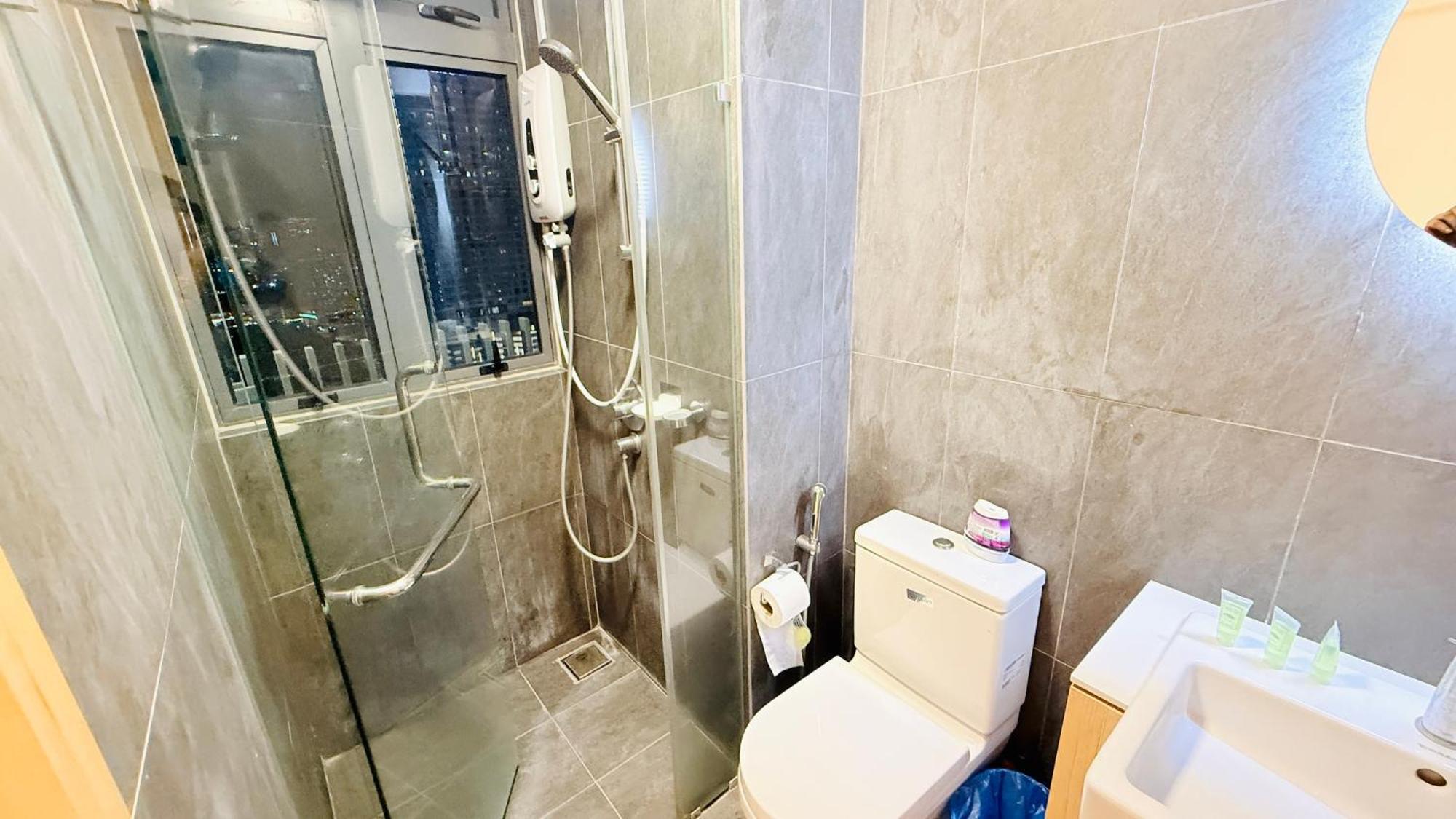 Infinitum Service Klcc Apartment *