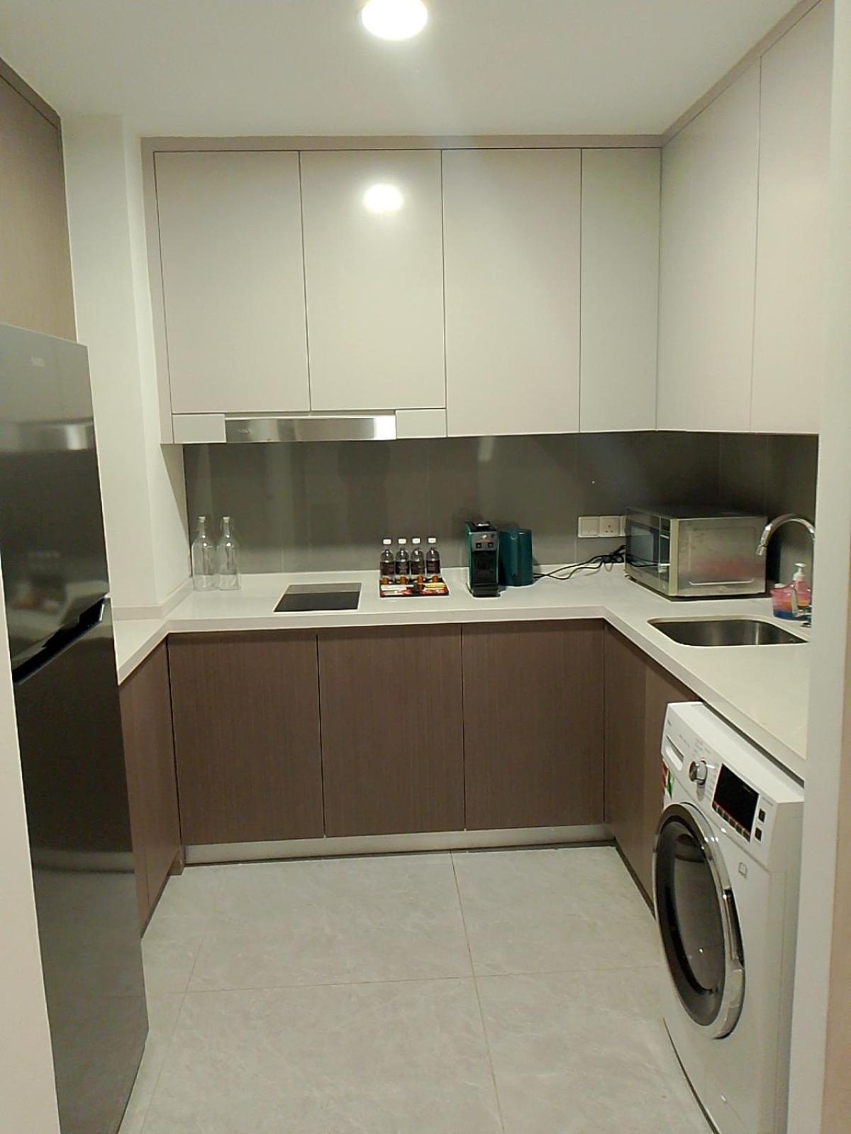 Apartment Agile Royal Trx By Kl