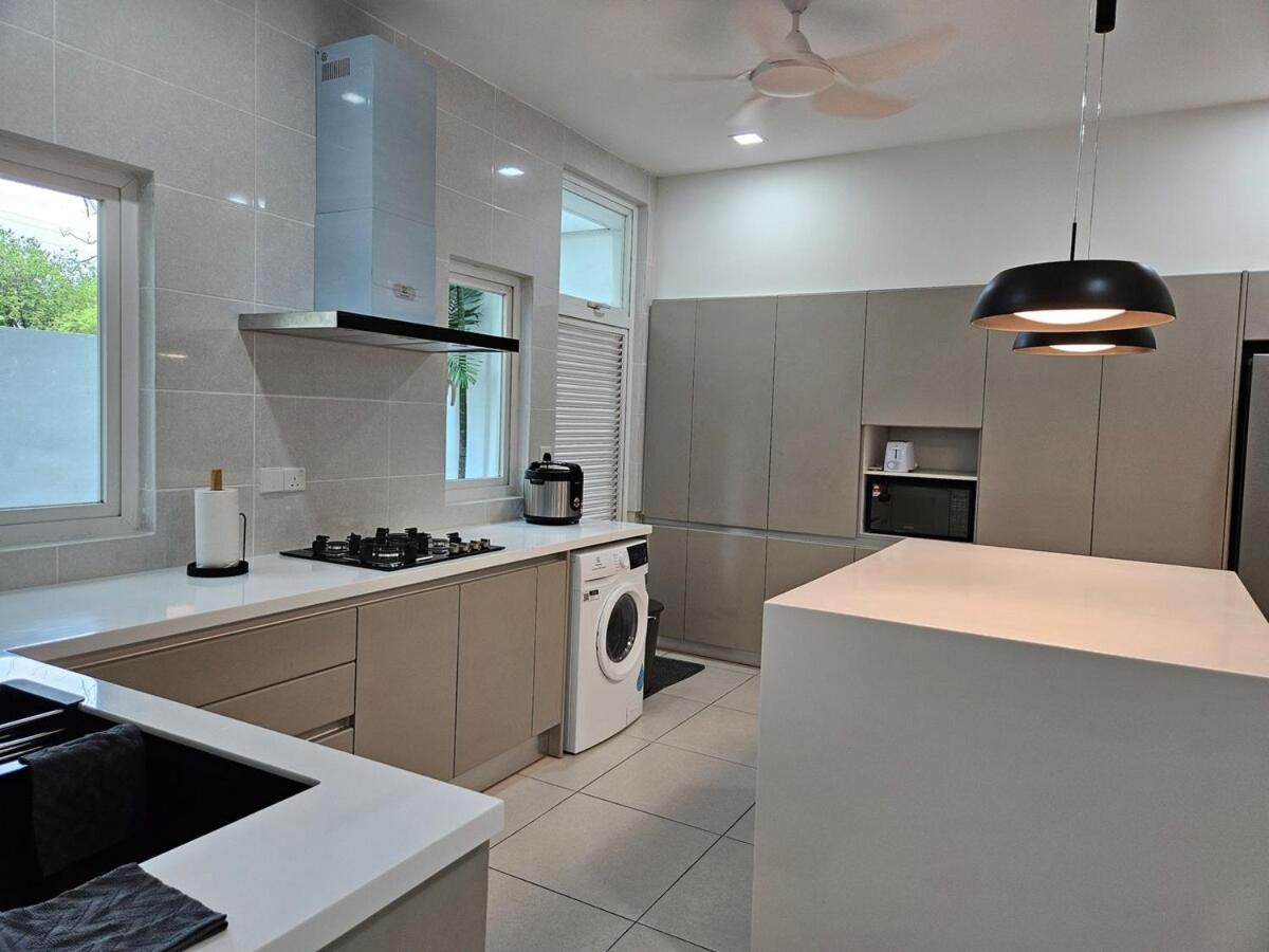Homescape, Mont Kiara Villa *