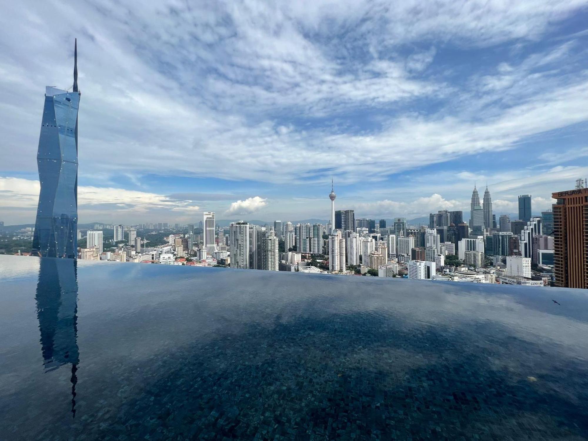 Blue Abbey Lucentia Residences Apartment