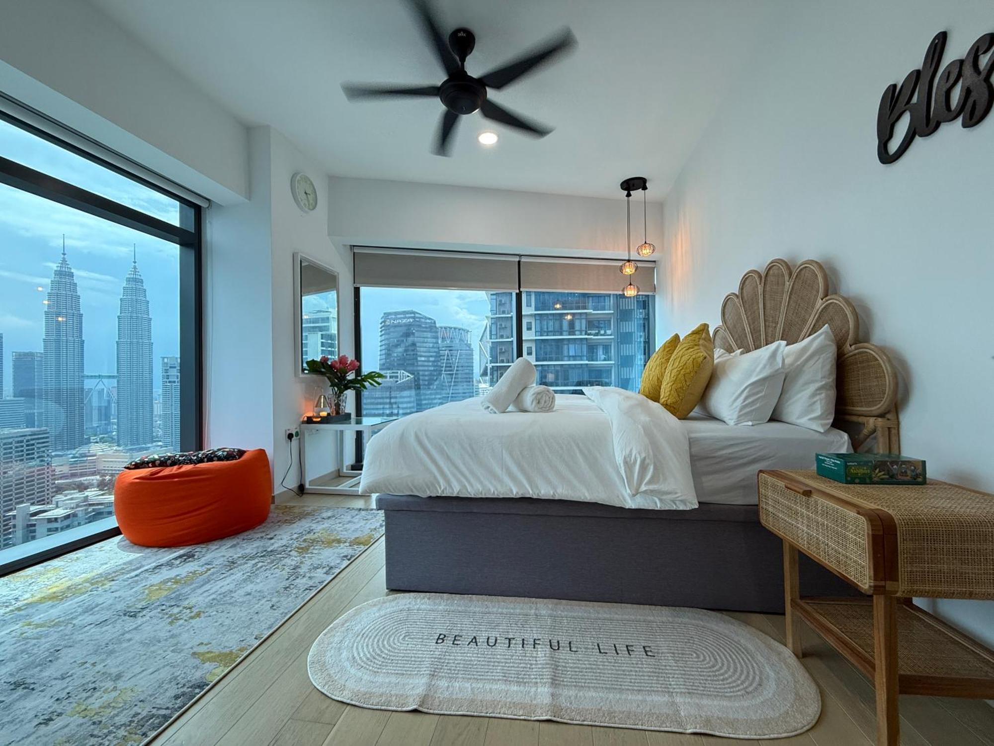 Eaton Residences Klcc By Romeo Apartment