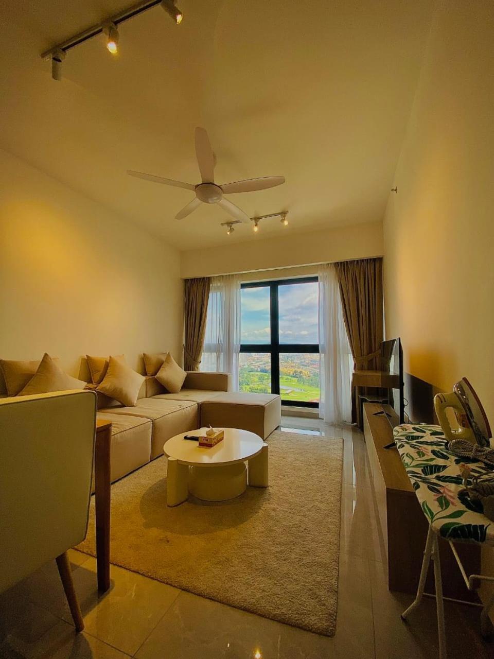 Agile Royal Trx By Kl Apartment *
