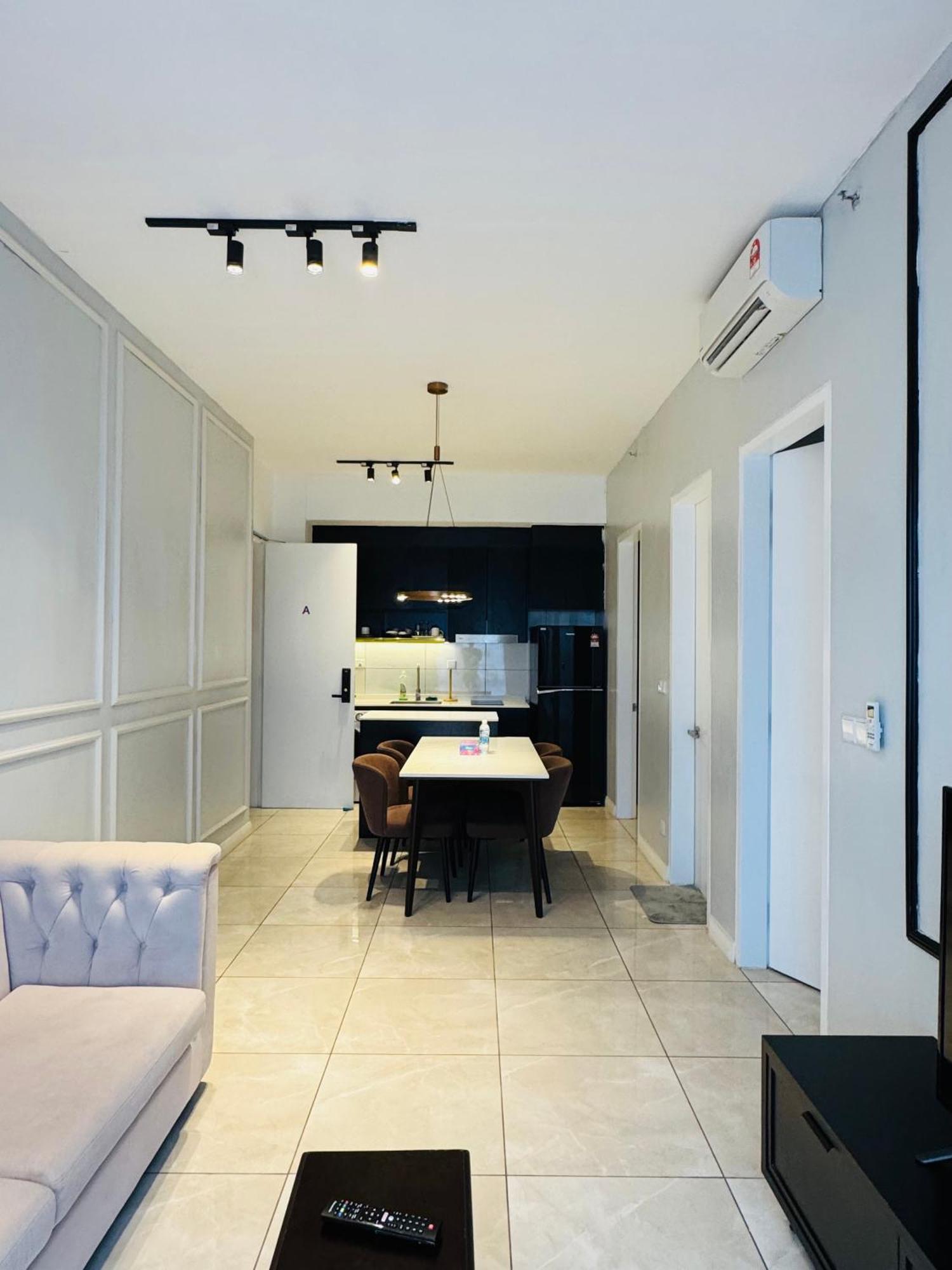 The Klcc At Axon Apartment