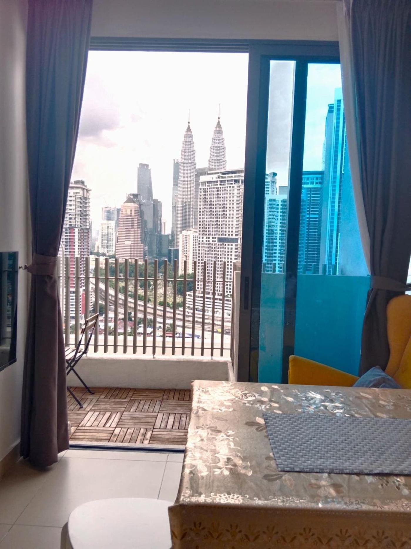 The Colony Klcc View By Nzv *