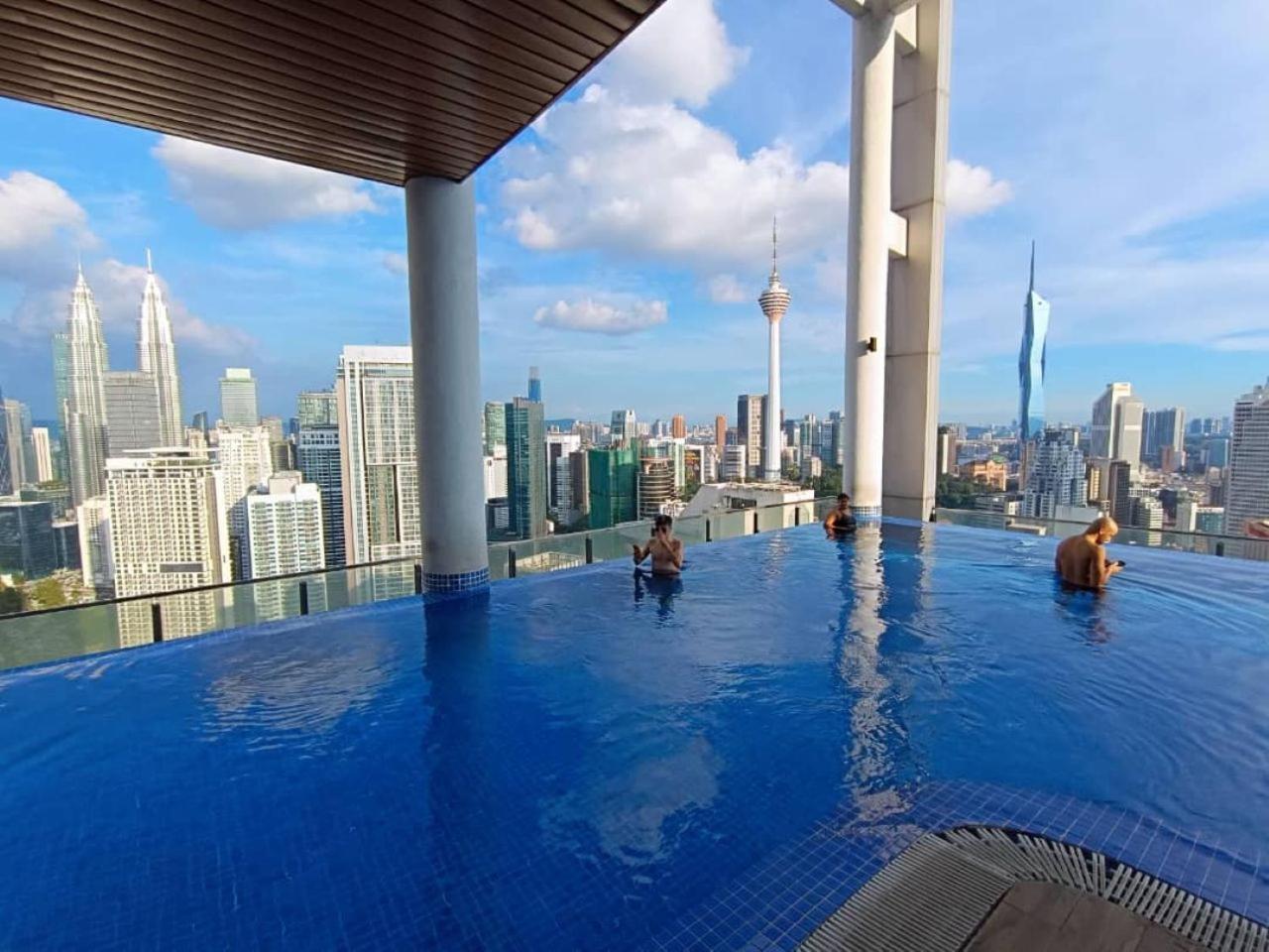 Apartment The Luxe Colony Klcc By Sky Pool Kuala Lumpur