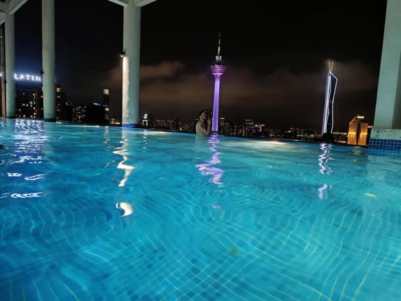 Apartment The Luxe Colony Klcc By Sky Pool Kuala Lumpur
