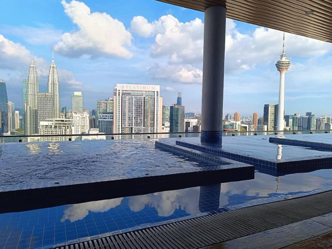 The Luxe Colony Klcc By Sky Pool