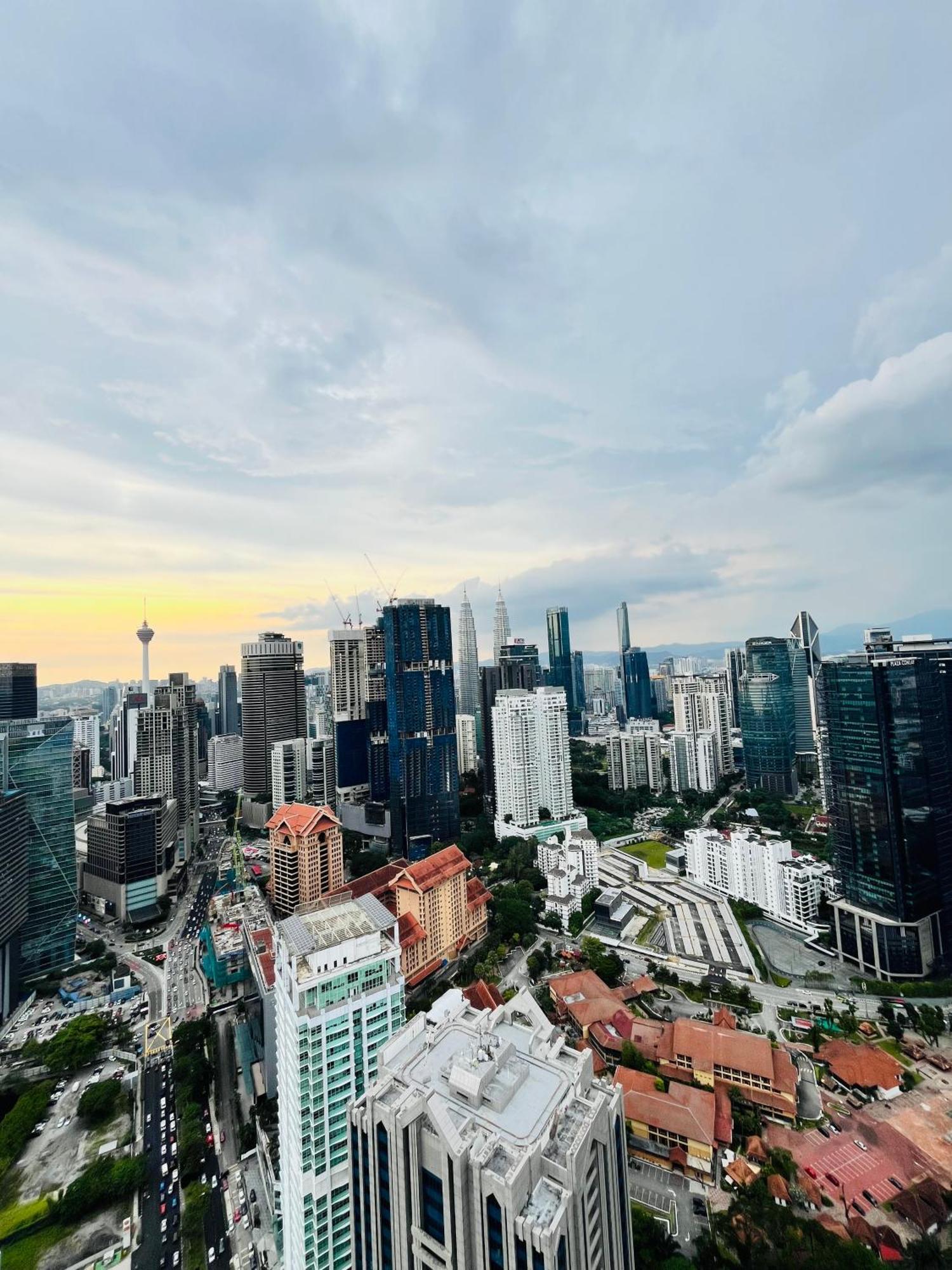 Pangsapuri Agile Residences By Luna *