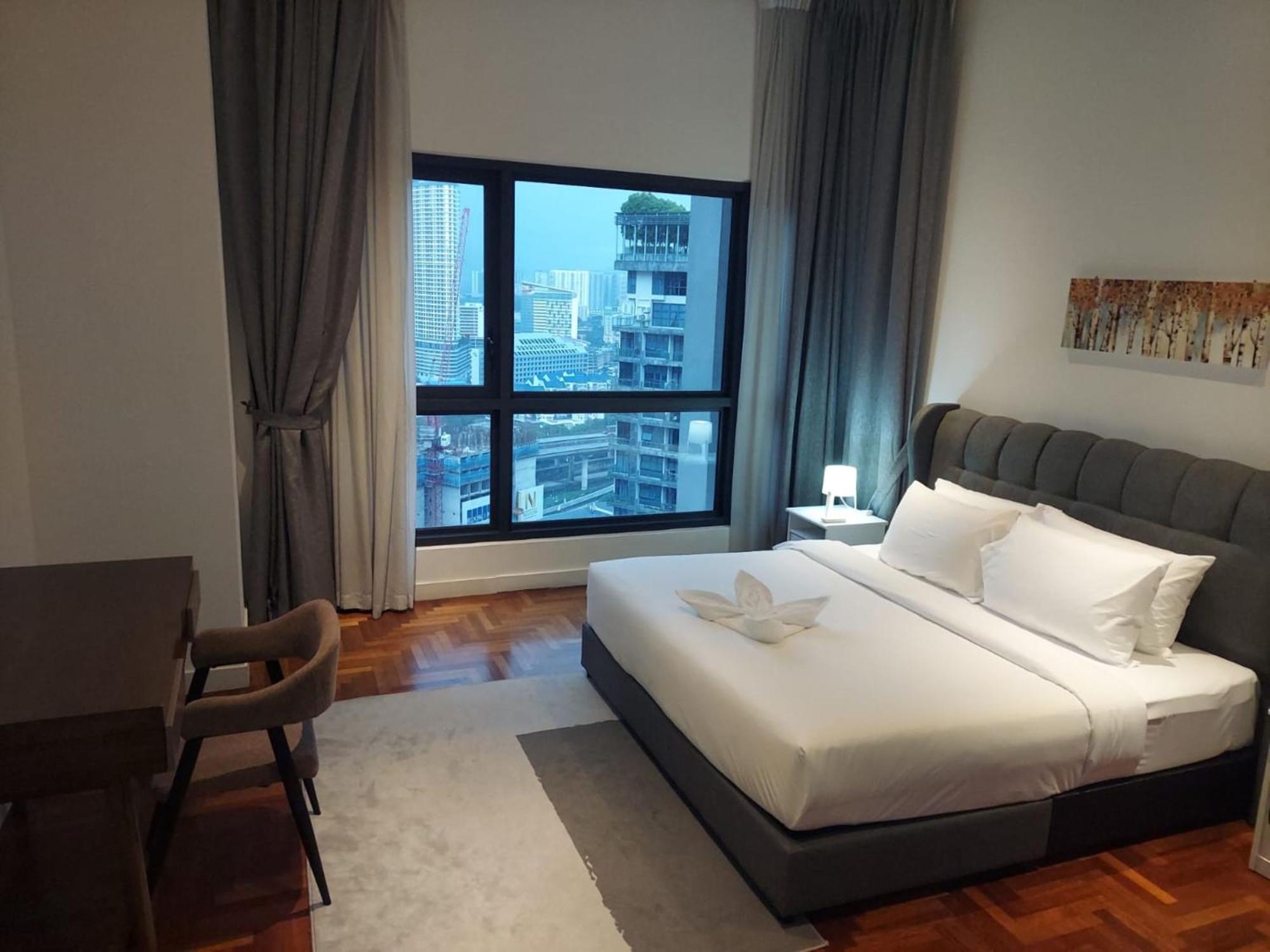 Apartemen Klcc The Mews Lux Residences