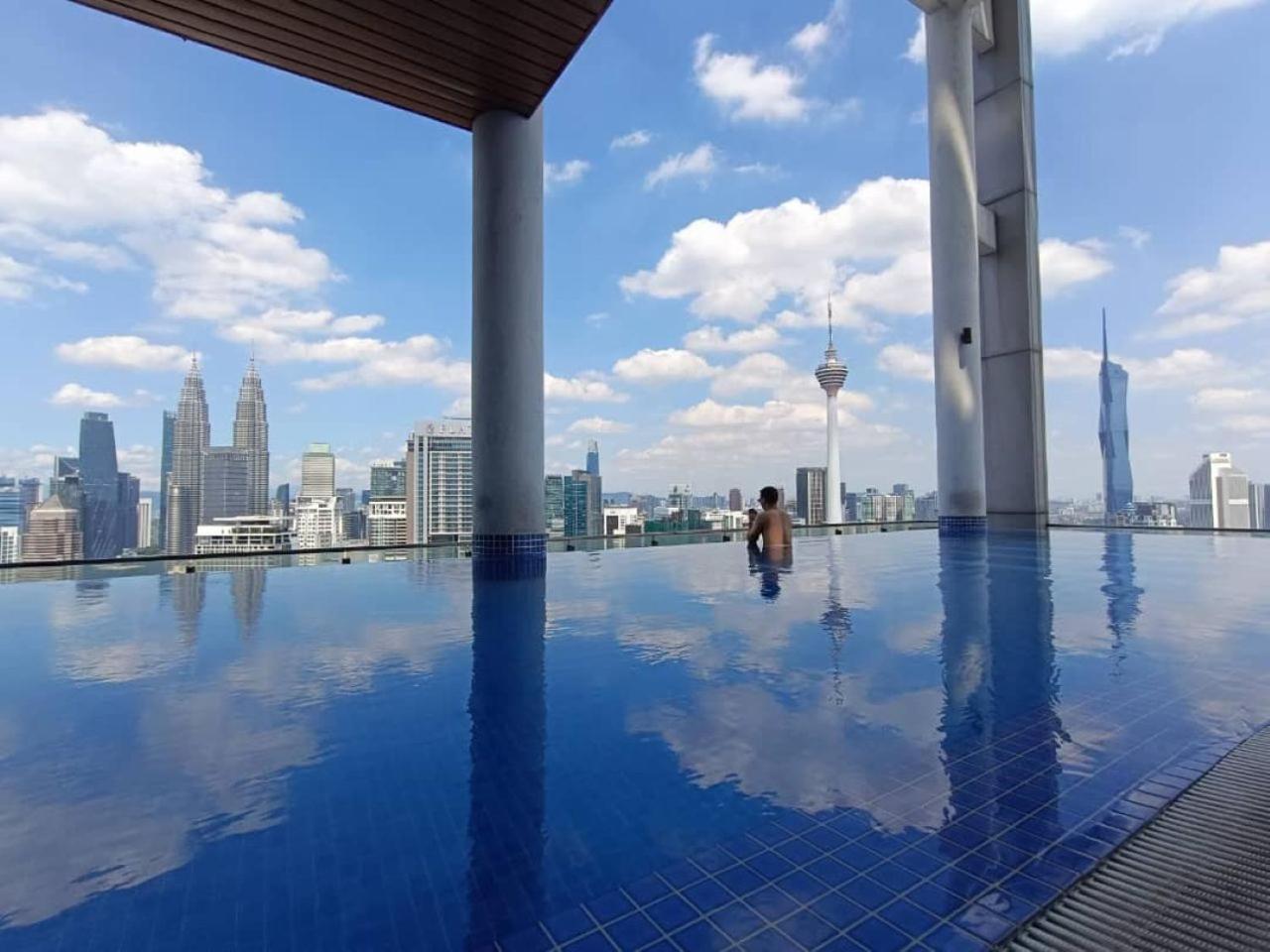 Apartment The Luxe Colony Klcc By Sky Pool Kuala Lumpur