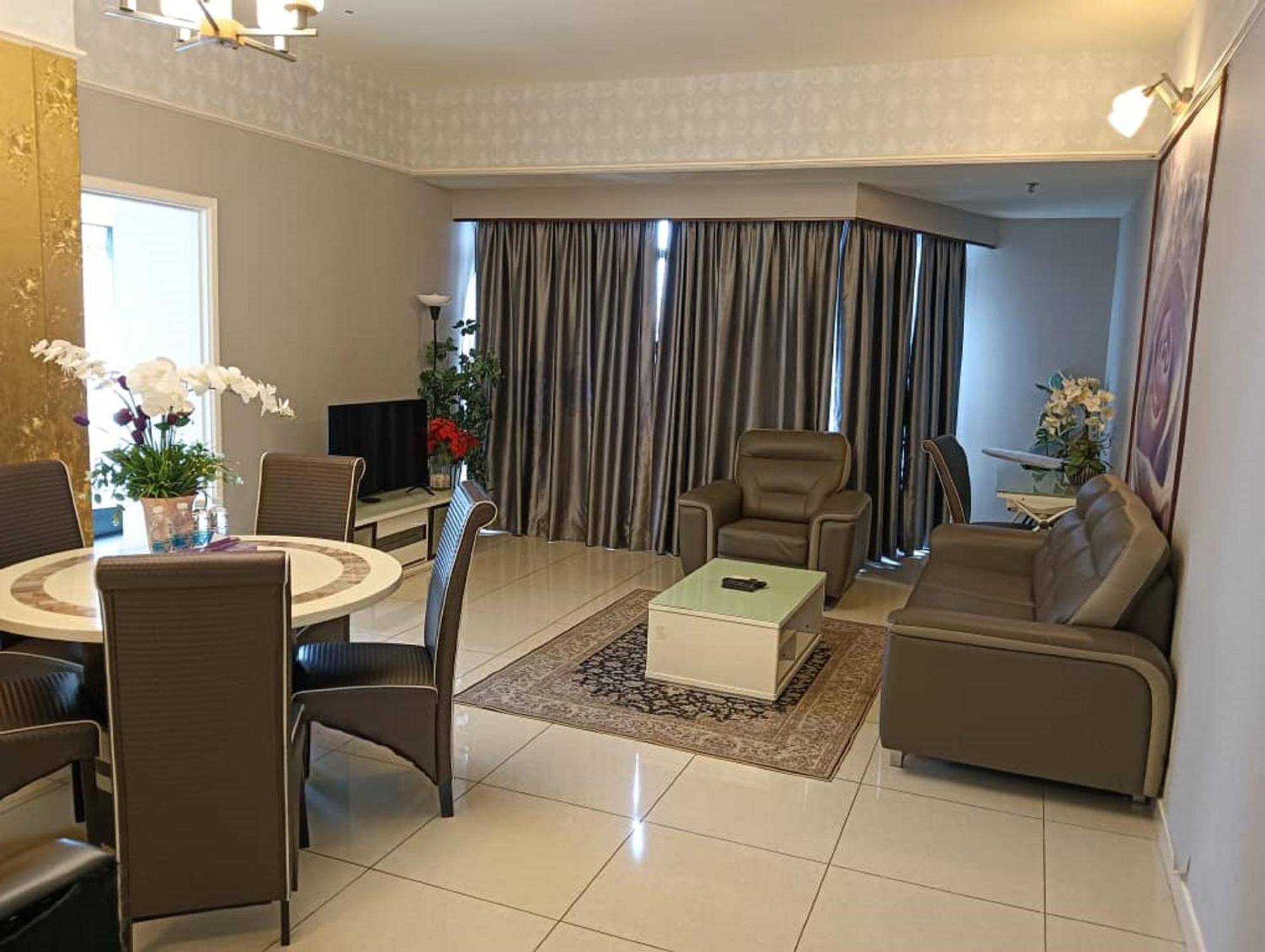 Bintang Lux Times Square Kl Homestay