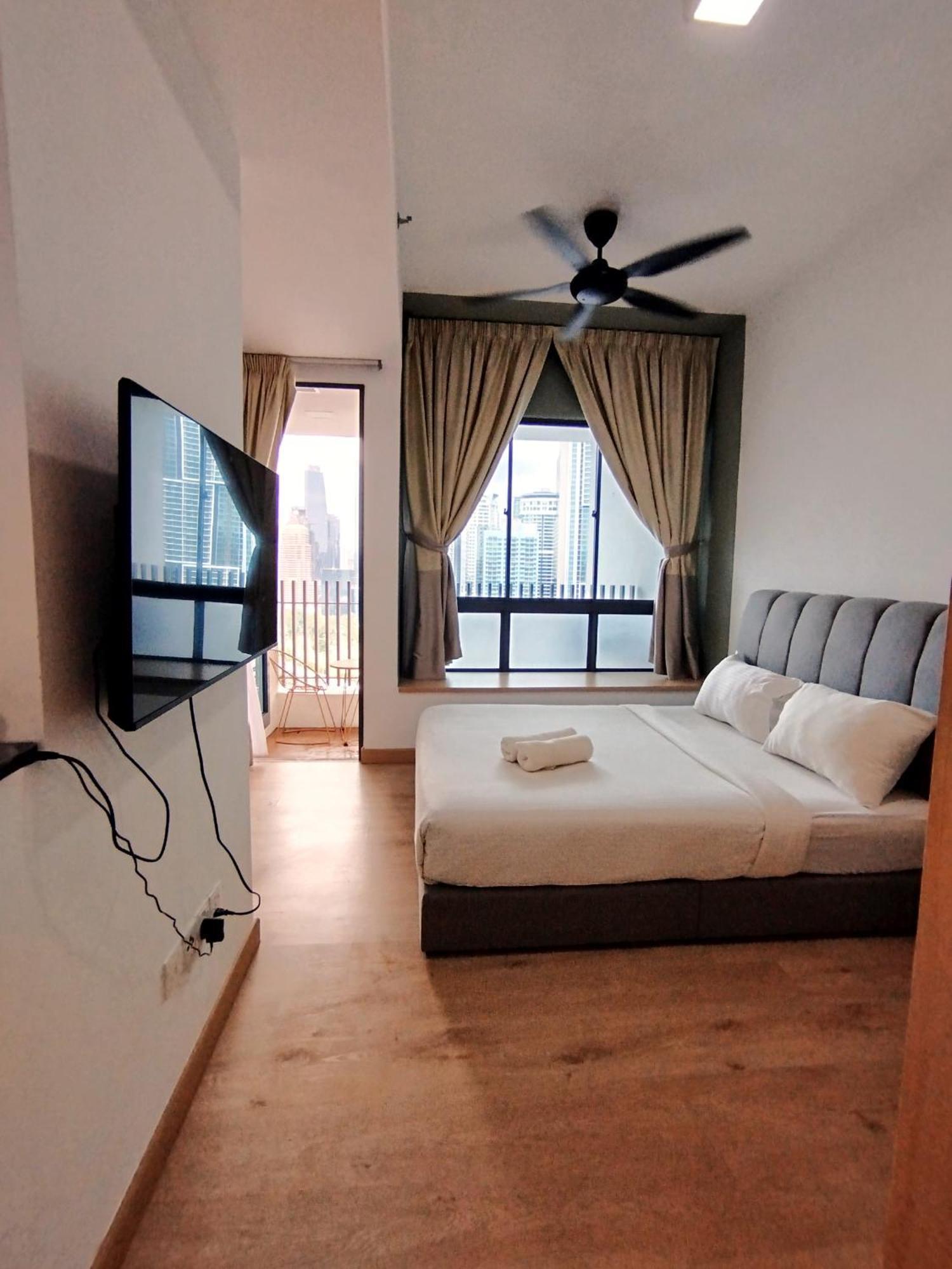 The Colony Klcc View By Nzv Kuala Lumpur