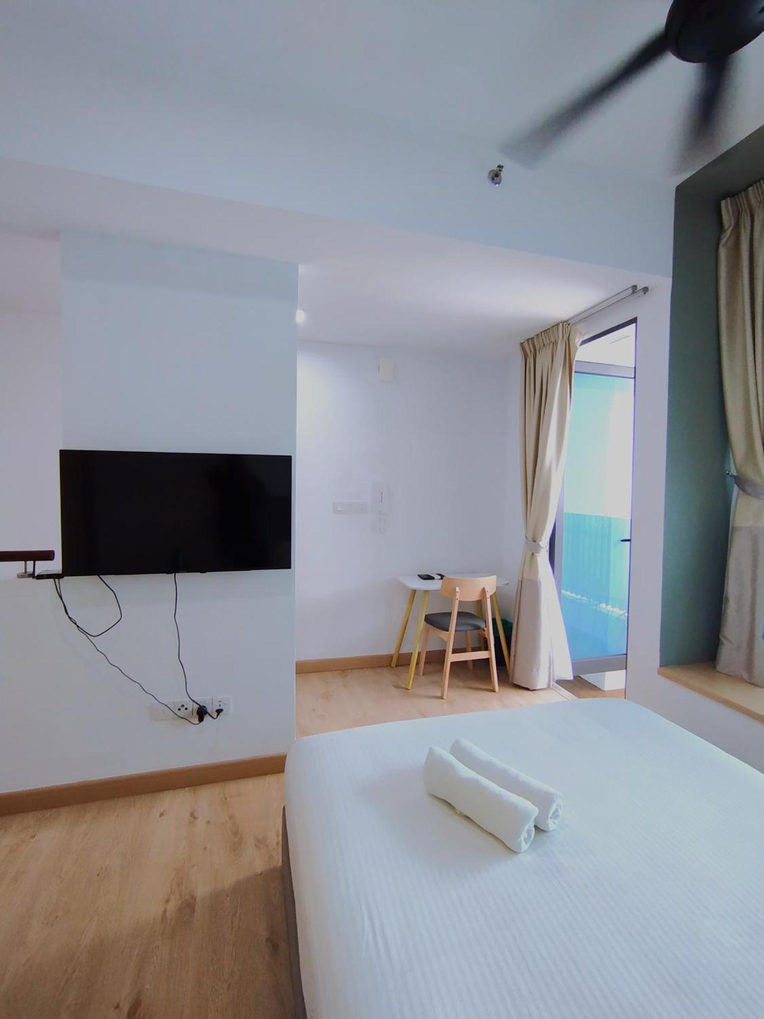 Apartemen The Colony Klcc View By Nzv
