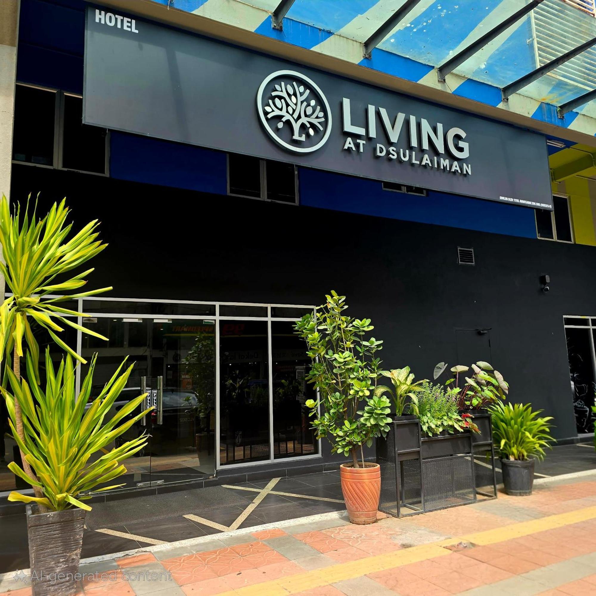Living At Dsulaiman Hotel 2*