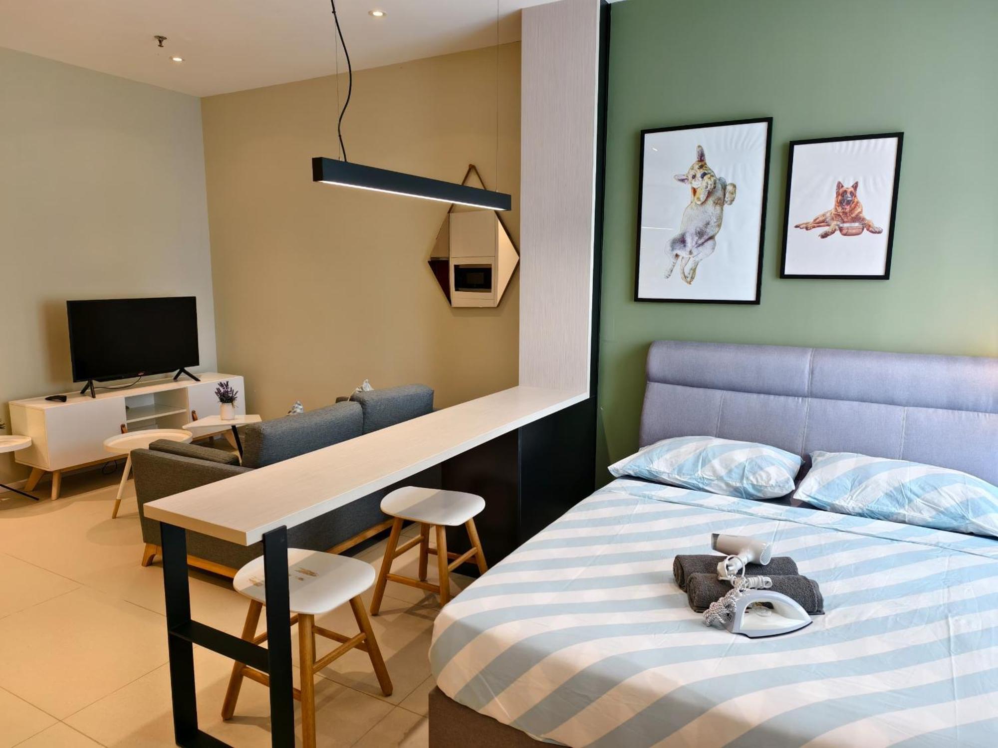 Apartment Arcoris Mont Kiara