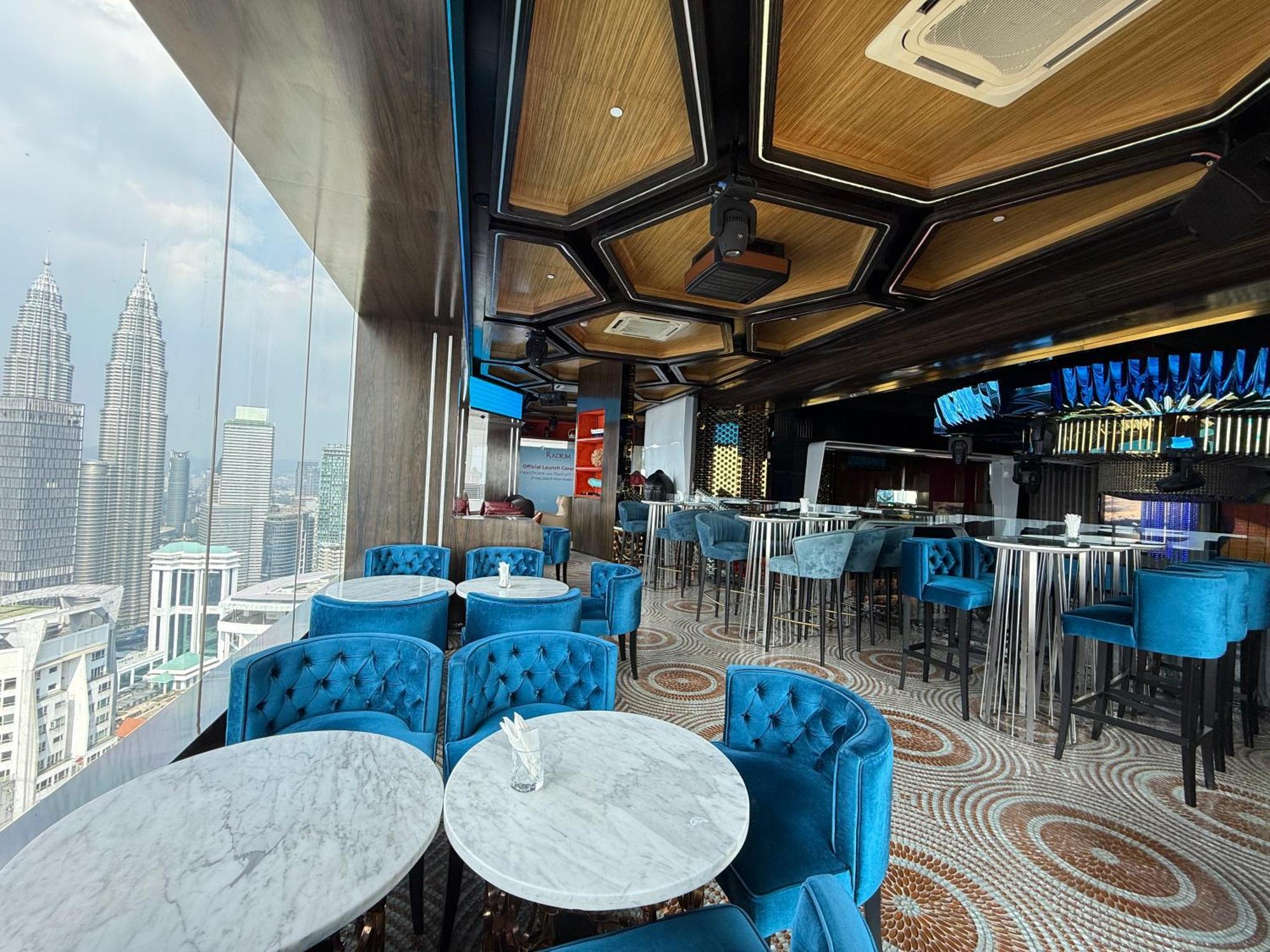 The Face Platinum Klcc