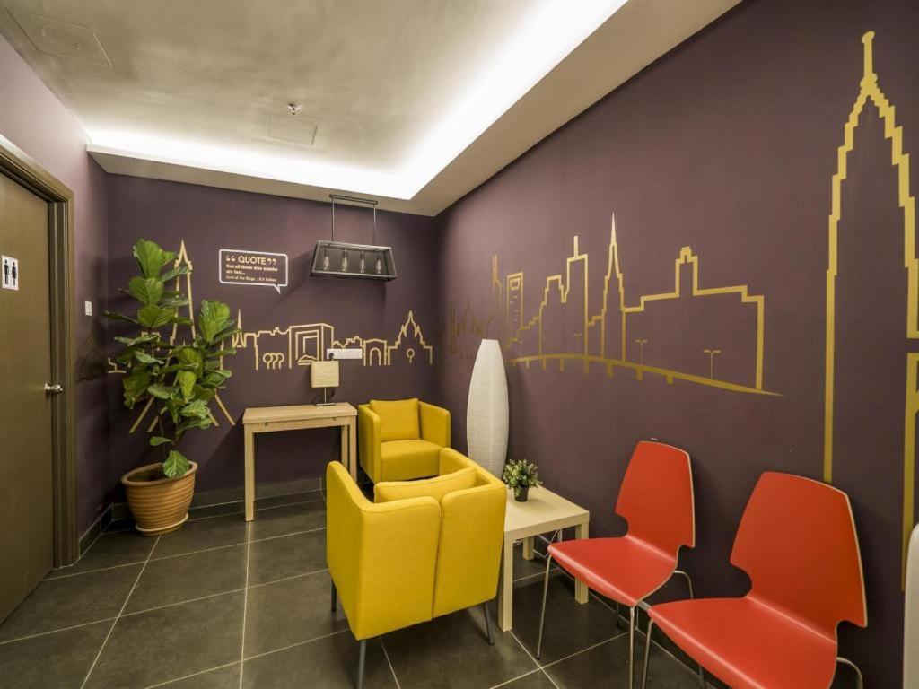Oyo 264 Edge Hotel 3*
