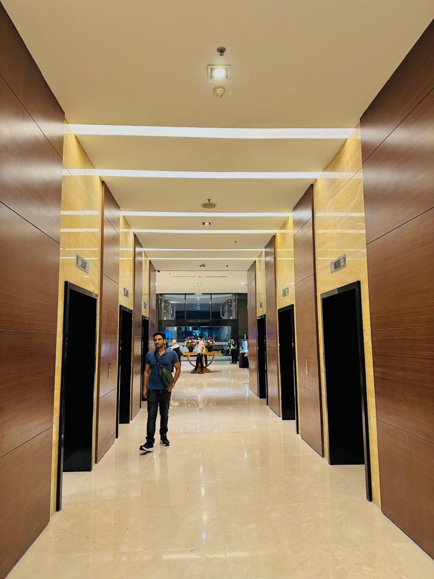 Times Square Residences Apartment *