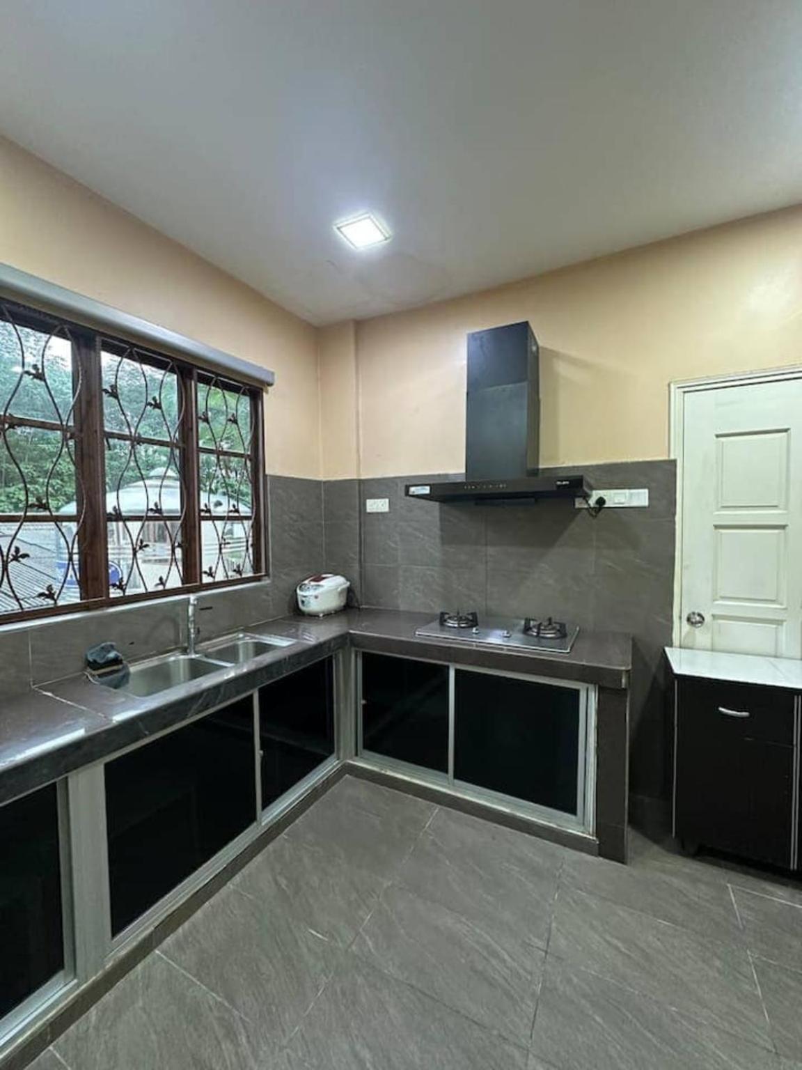 Villa Pinggir Ttdi Damansara For Big Group Up To 35 Pax