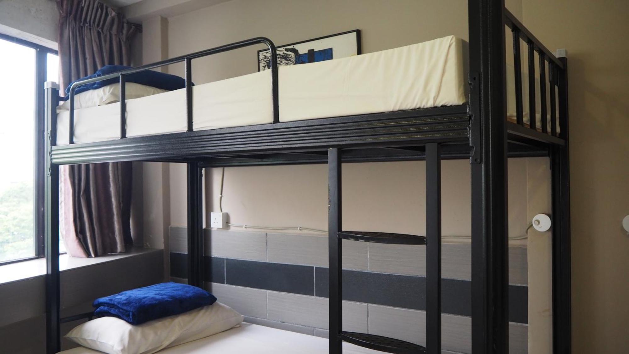 Leo Backpackers @ Market * Kuala Lumpur