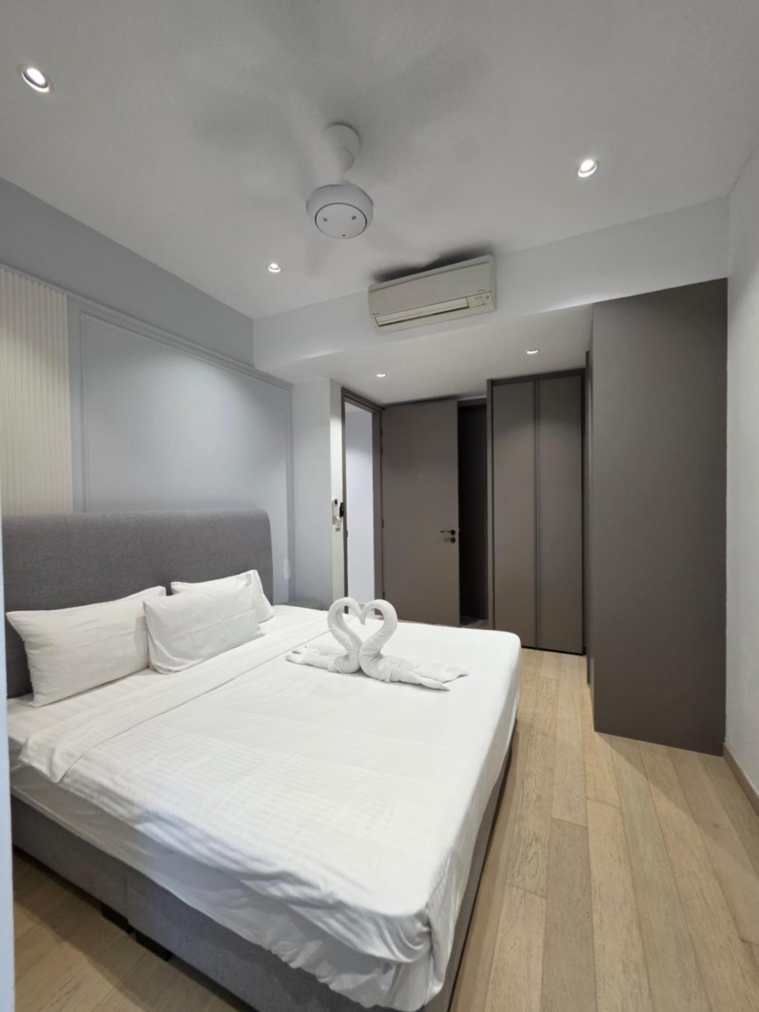 Eaton By Nexus Apartment