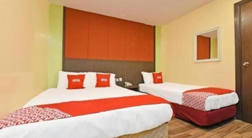 Hotel Capital O 90574 Glo