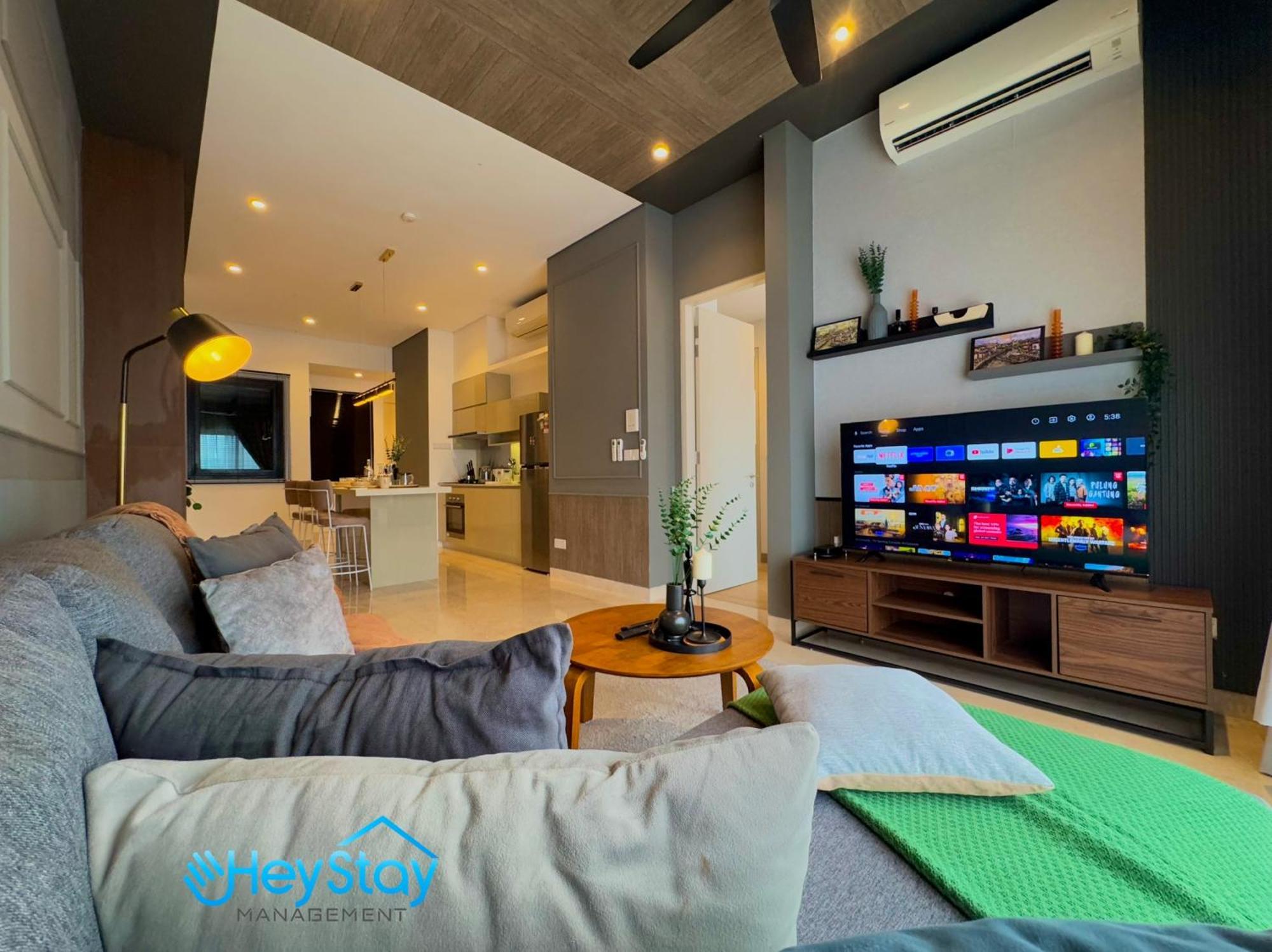 Lucentia Bukitbintang Klccview Infinitypool By Heystay Management Apartment