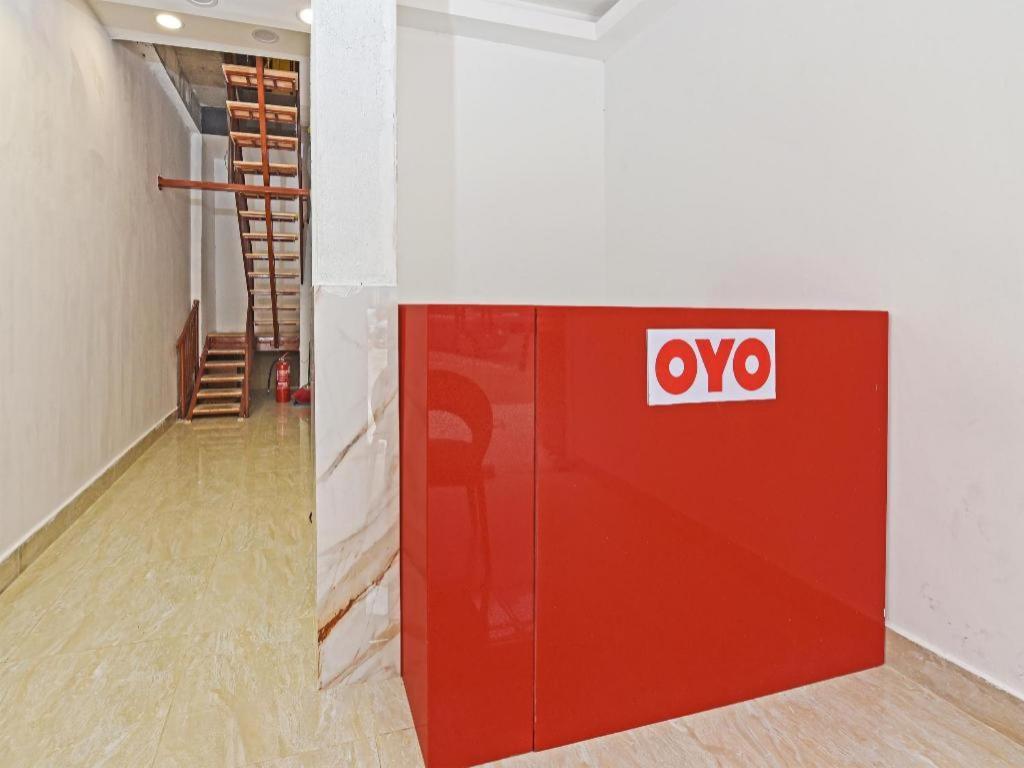 Capital O 90574 Glo